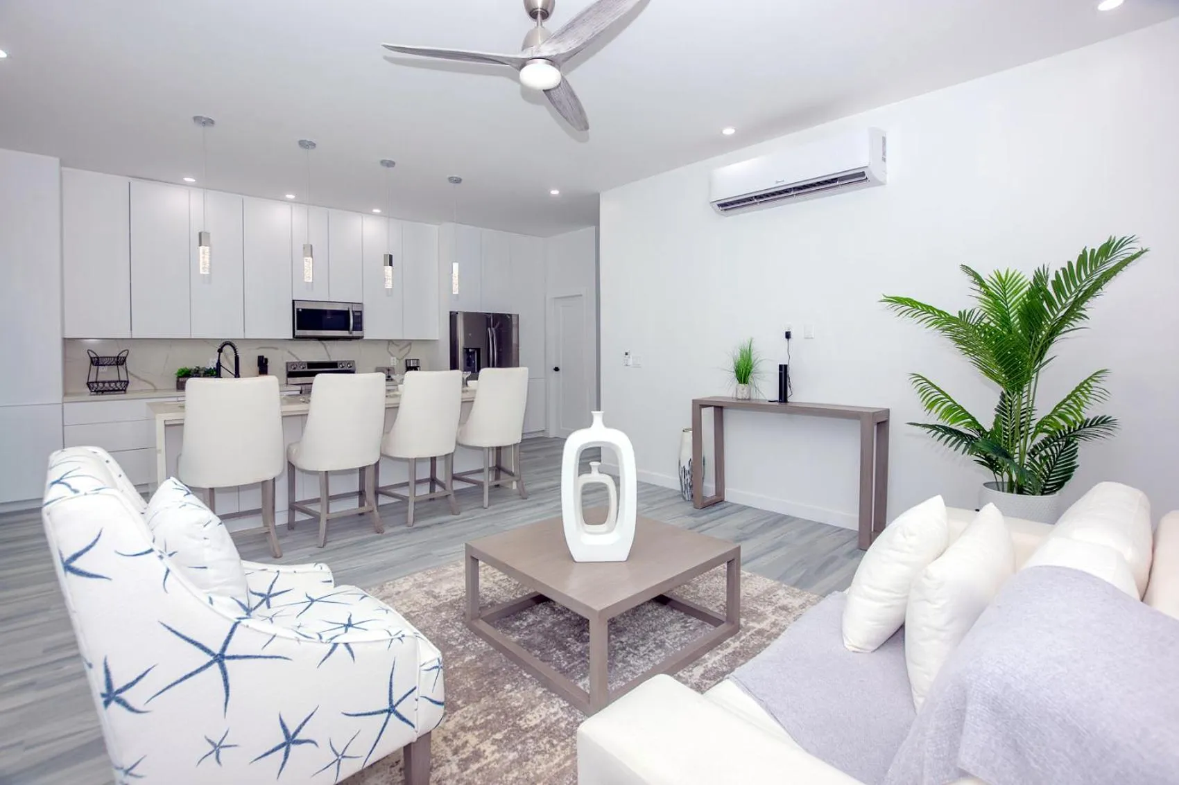 Kitchen or kitchenette in Acqua di Mare Resort