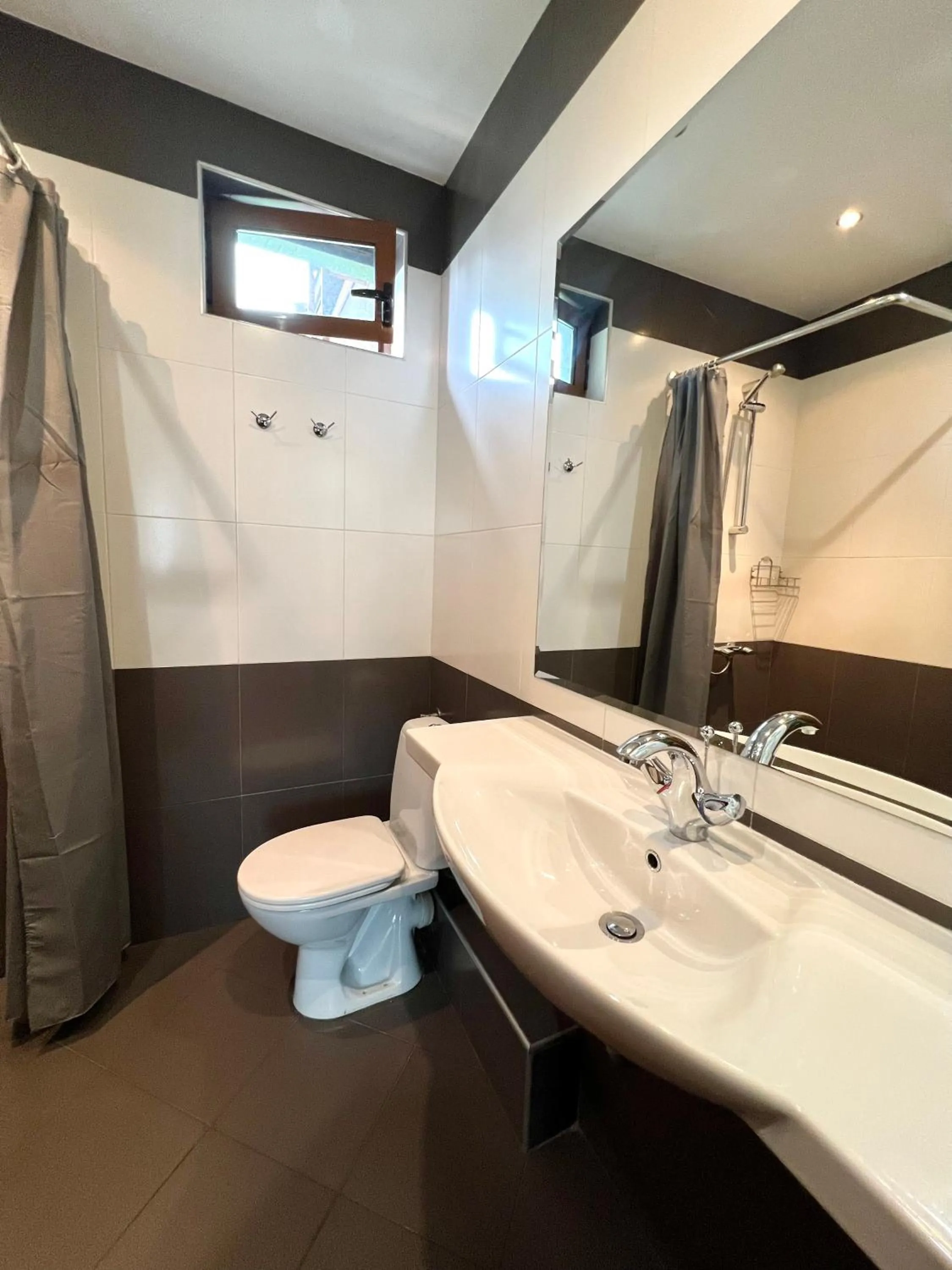 Bathroom in Family Hotel 007