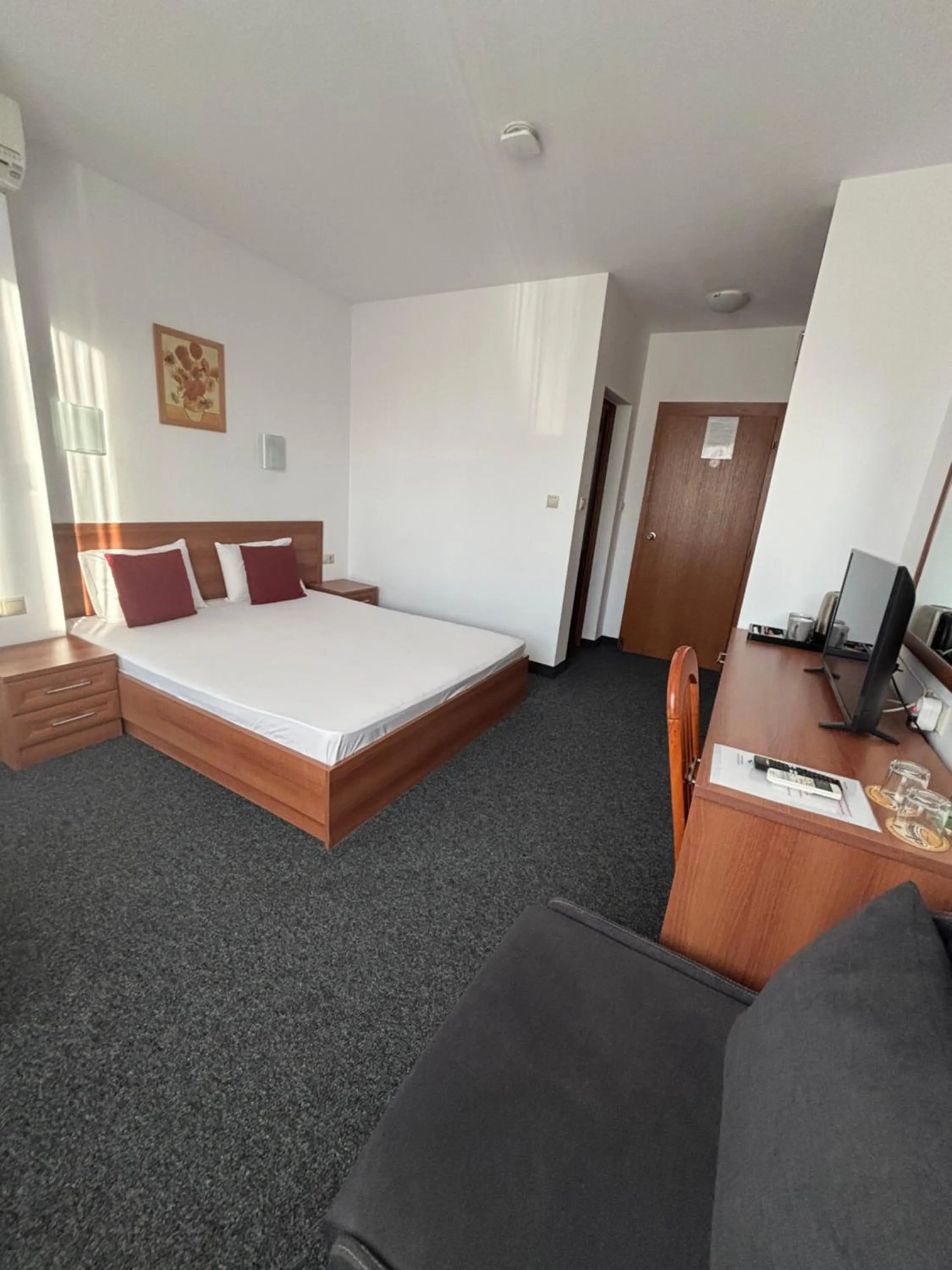 Bed in Family Hotel 007 Ivan Dimitrov-Kuklata 15 Str