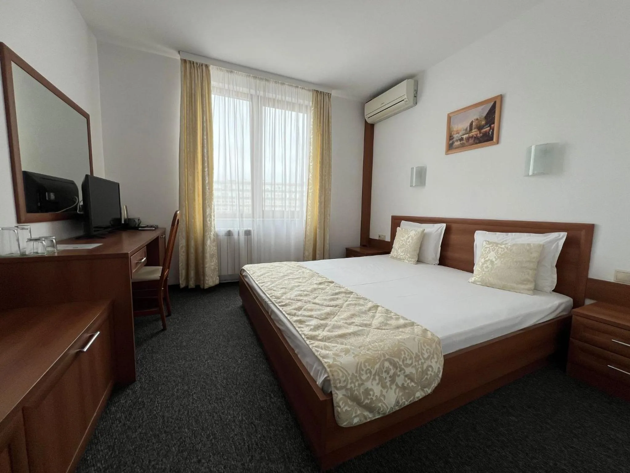 Bed in Family Hotel 007 Ivan Dimitrov-Kuklata 15 Str