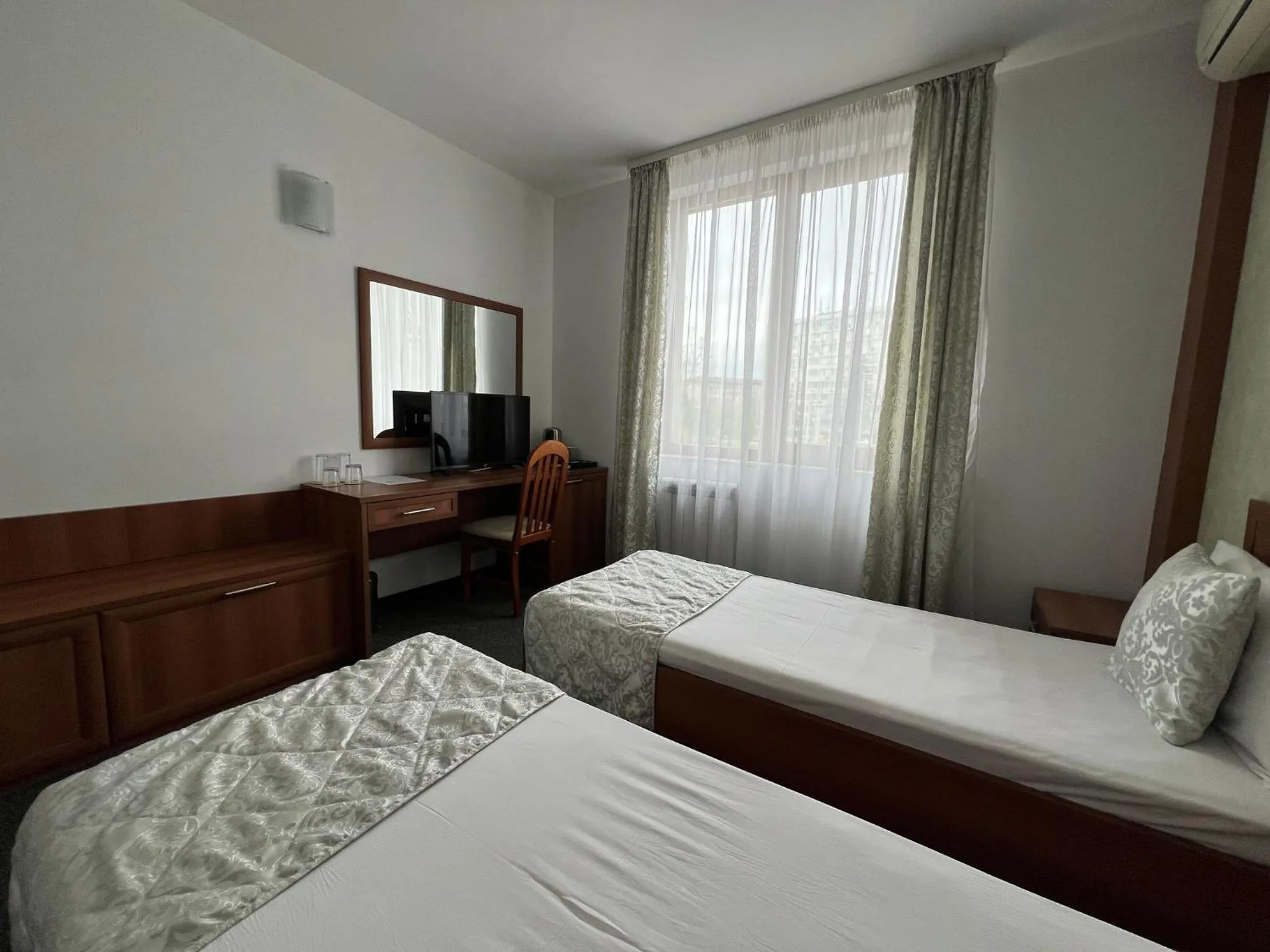 Bed in Family Hotel 007 Ivan Dimitrov-Kuklata 15 Str