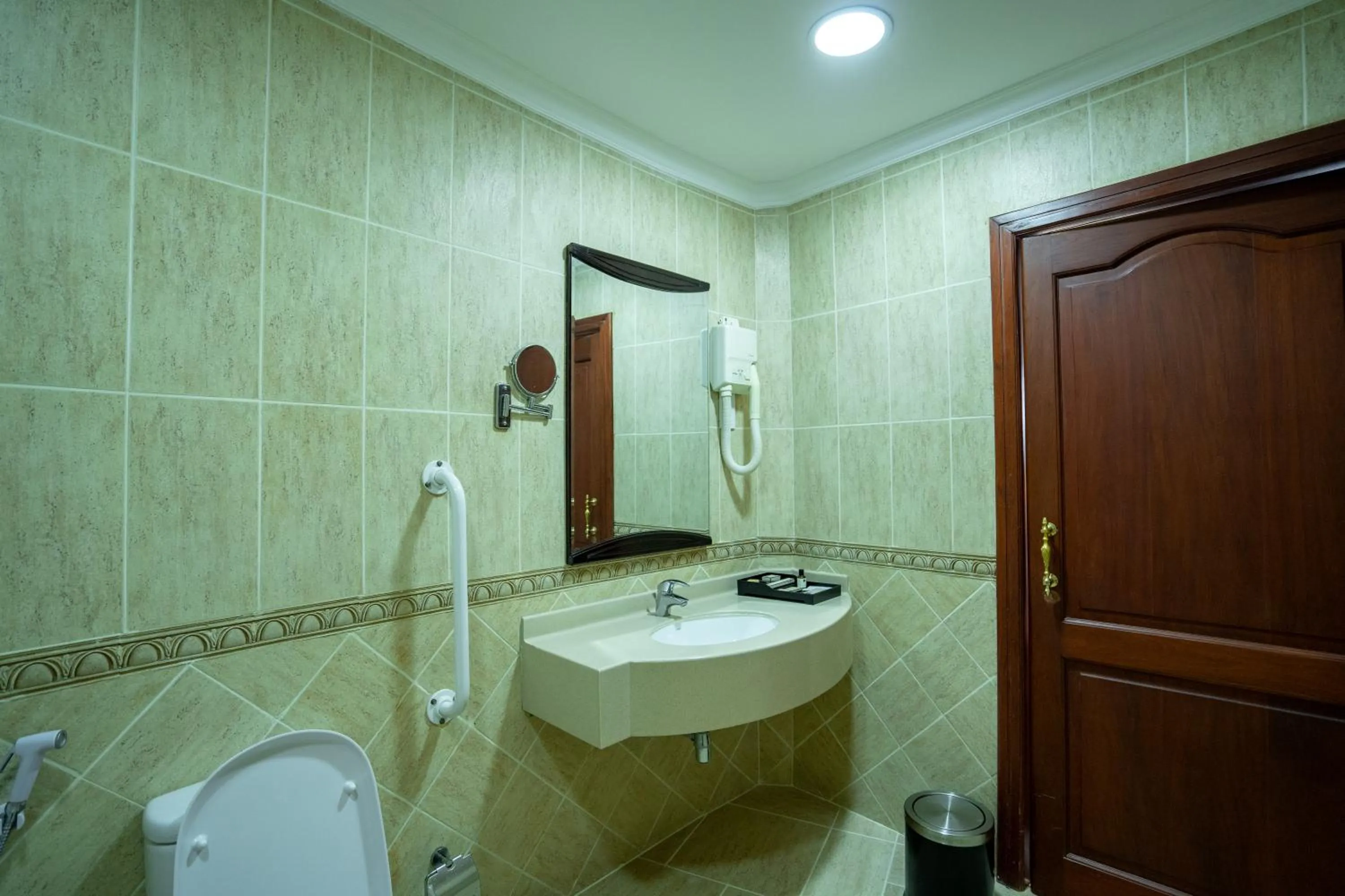 Bathroom in Kibo Palace Hotel Arusha