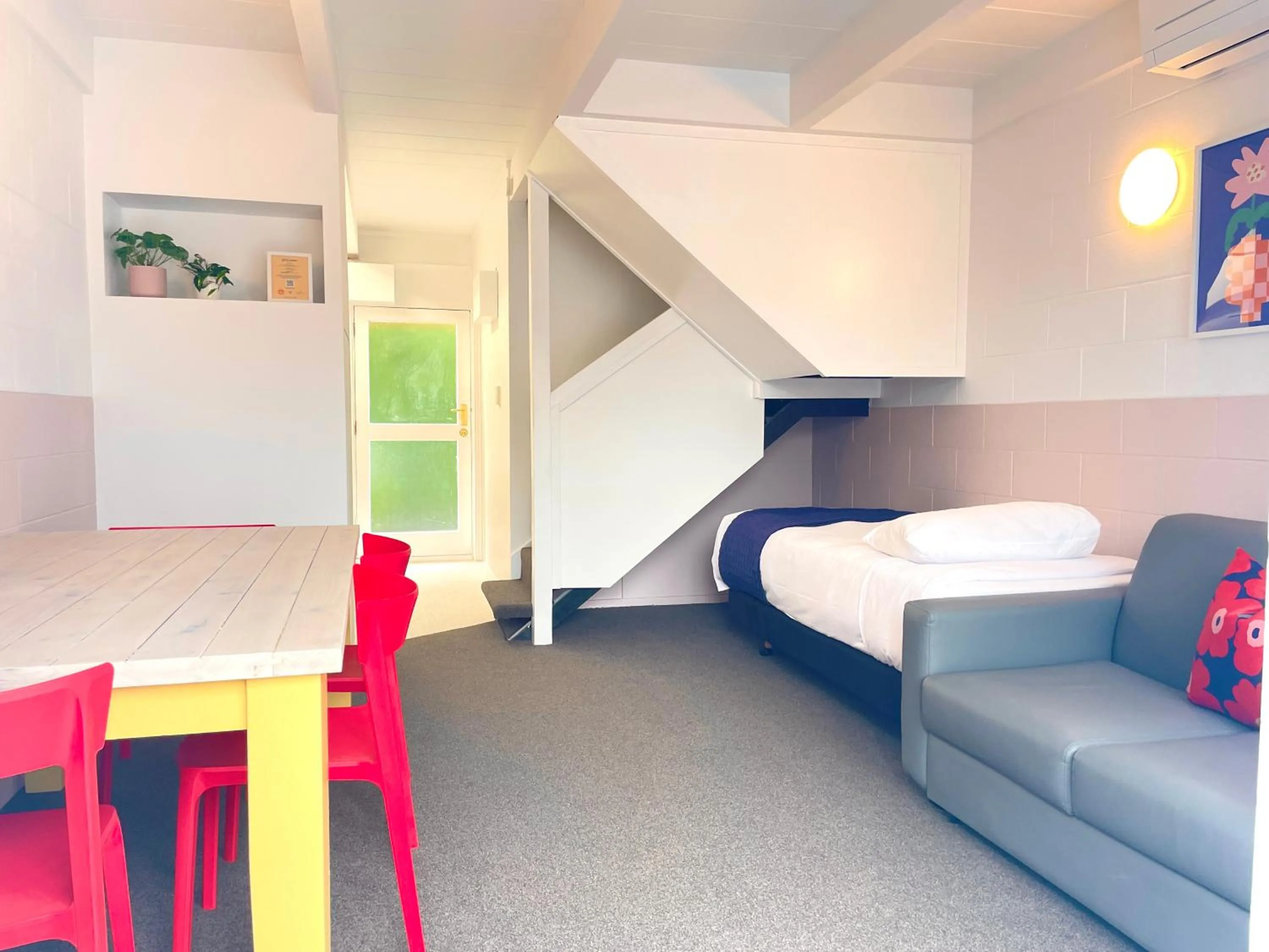 Bed in Mount Eden Motel