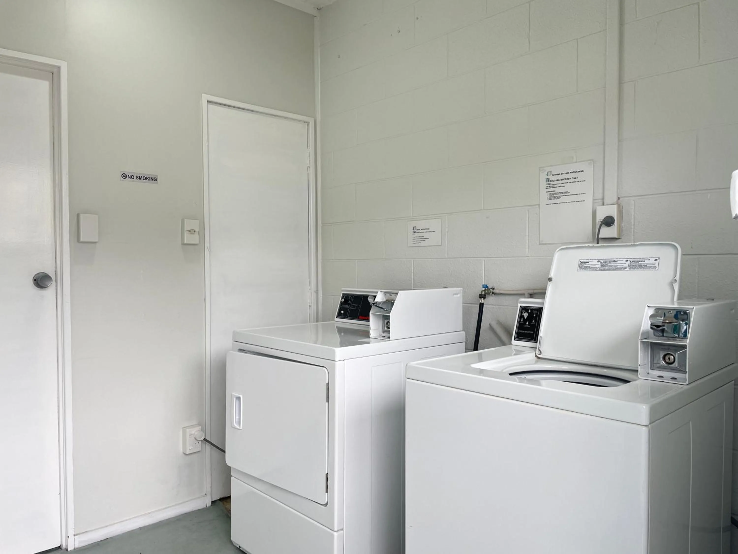 laundry, Bed in Mount Eden Motel