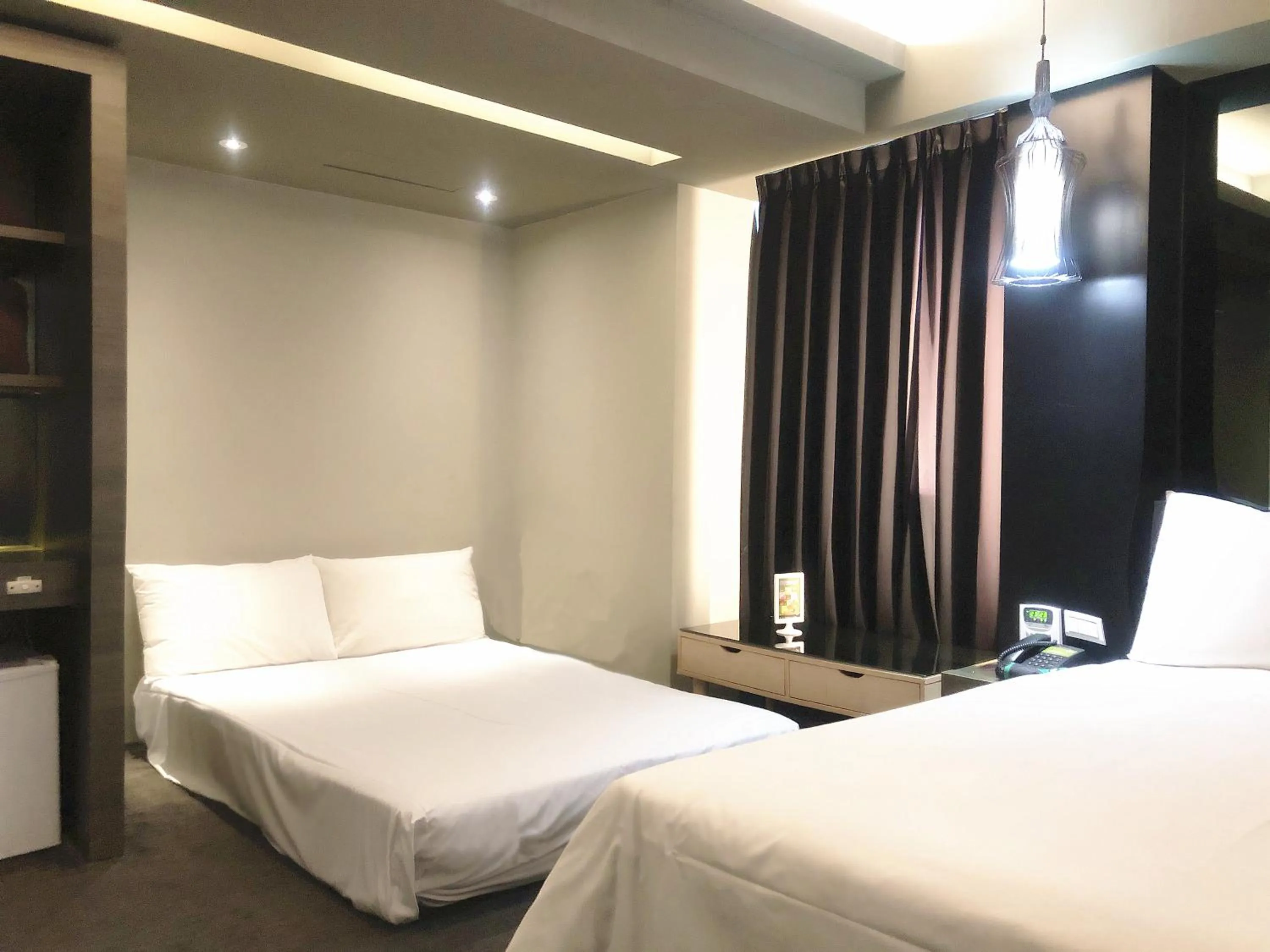 Bed in Kiwi Express Hotel - Jiuru Rd