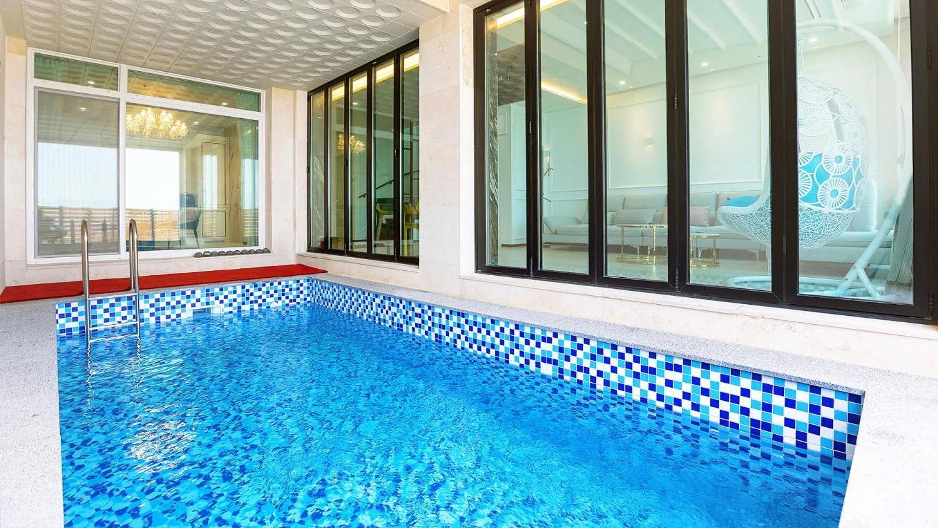 Swimming pool in Ganghwa Elijah Resort