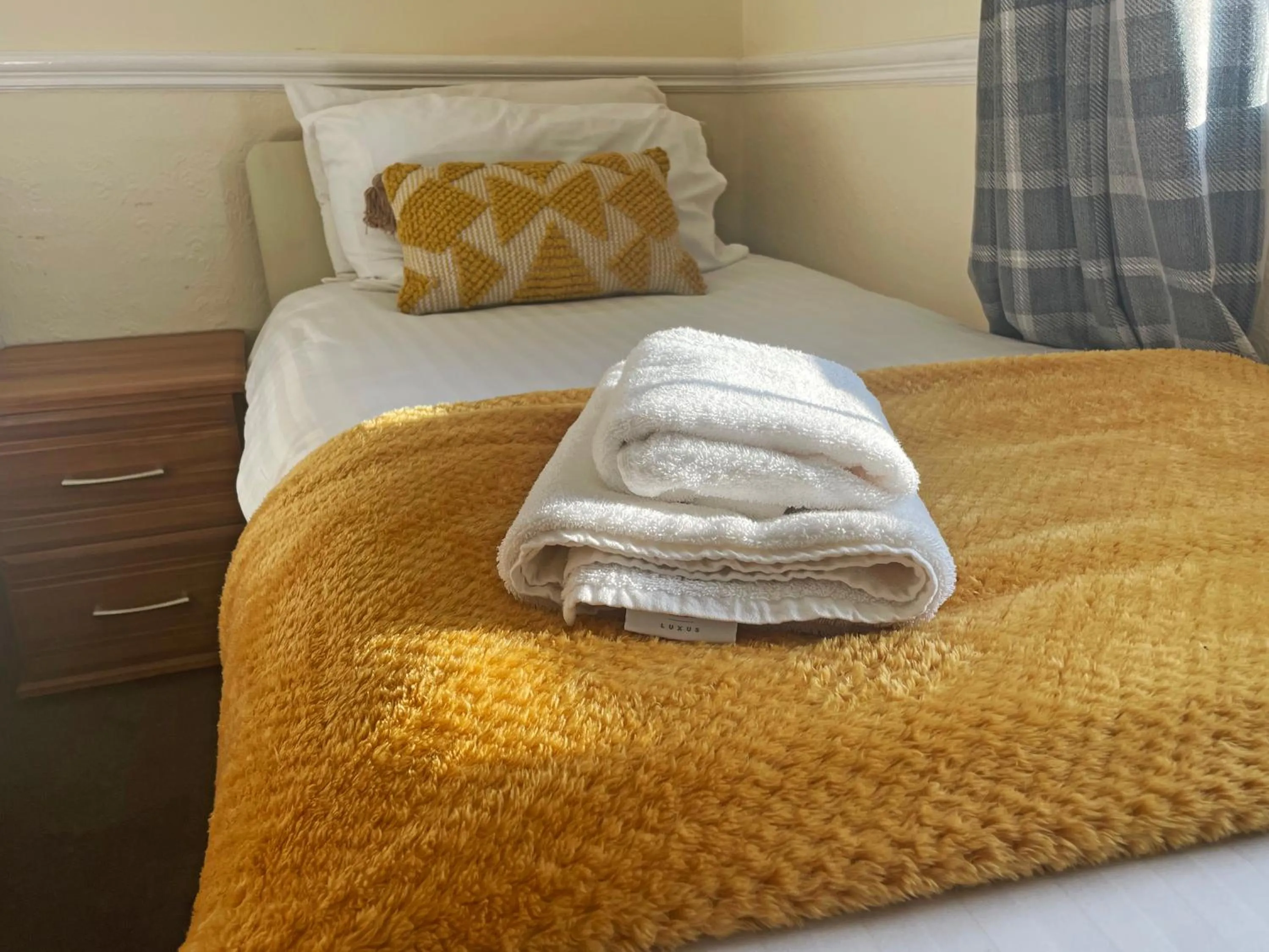 Bedroom, Bed in The President Hotel