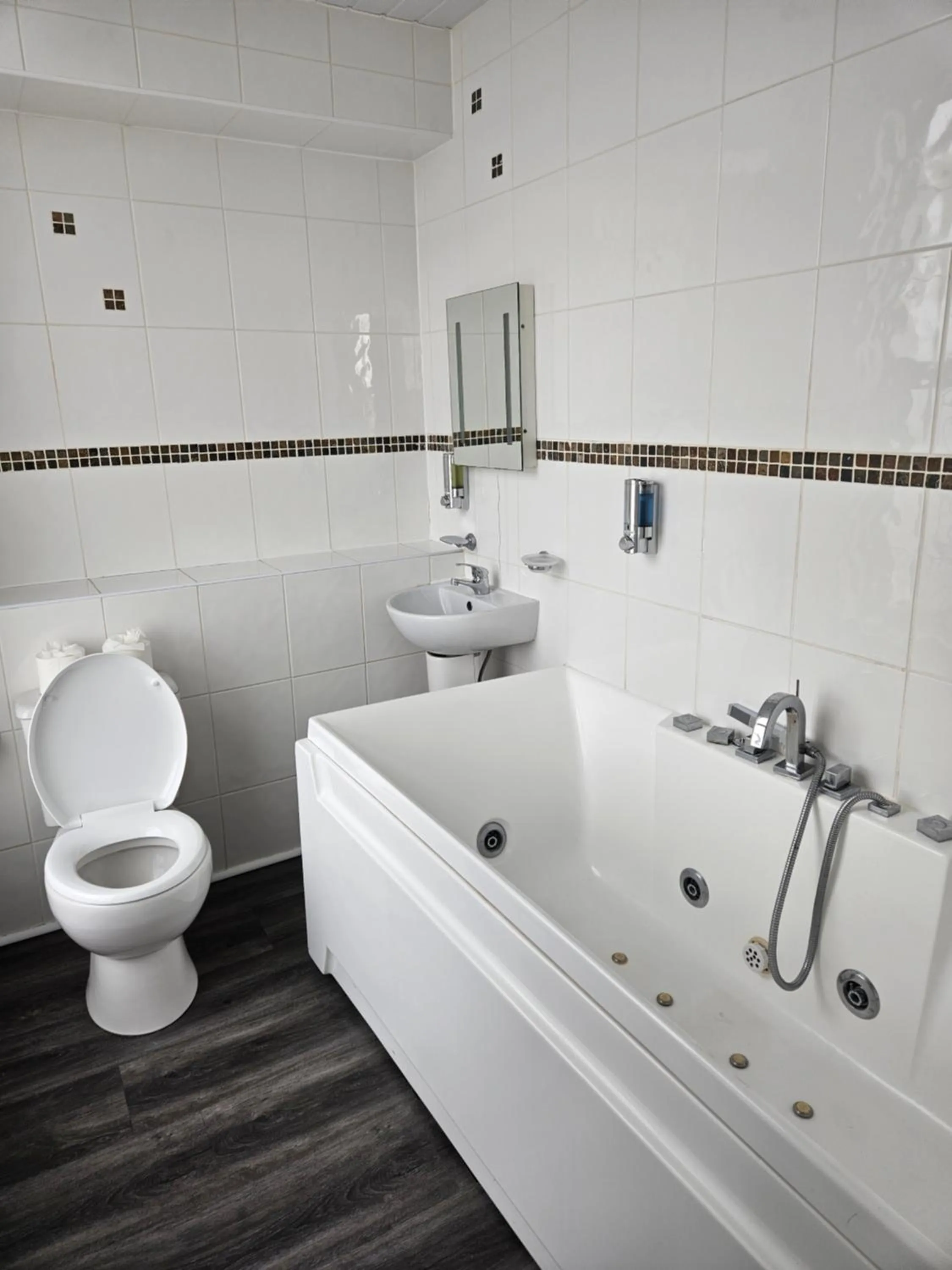 Bathroom in The President Hotel