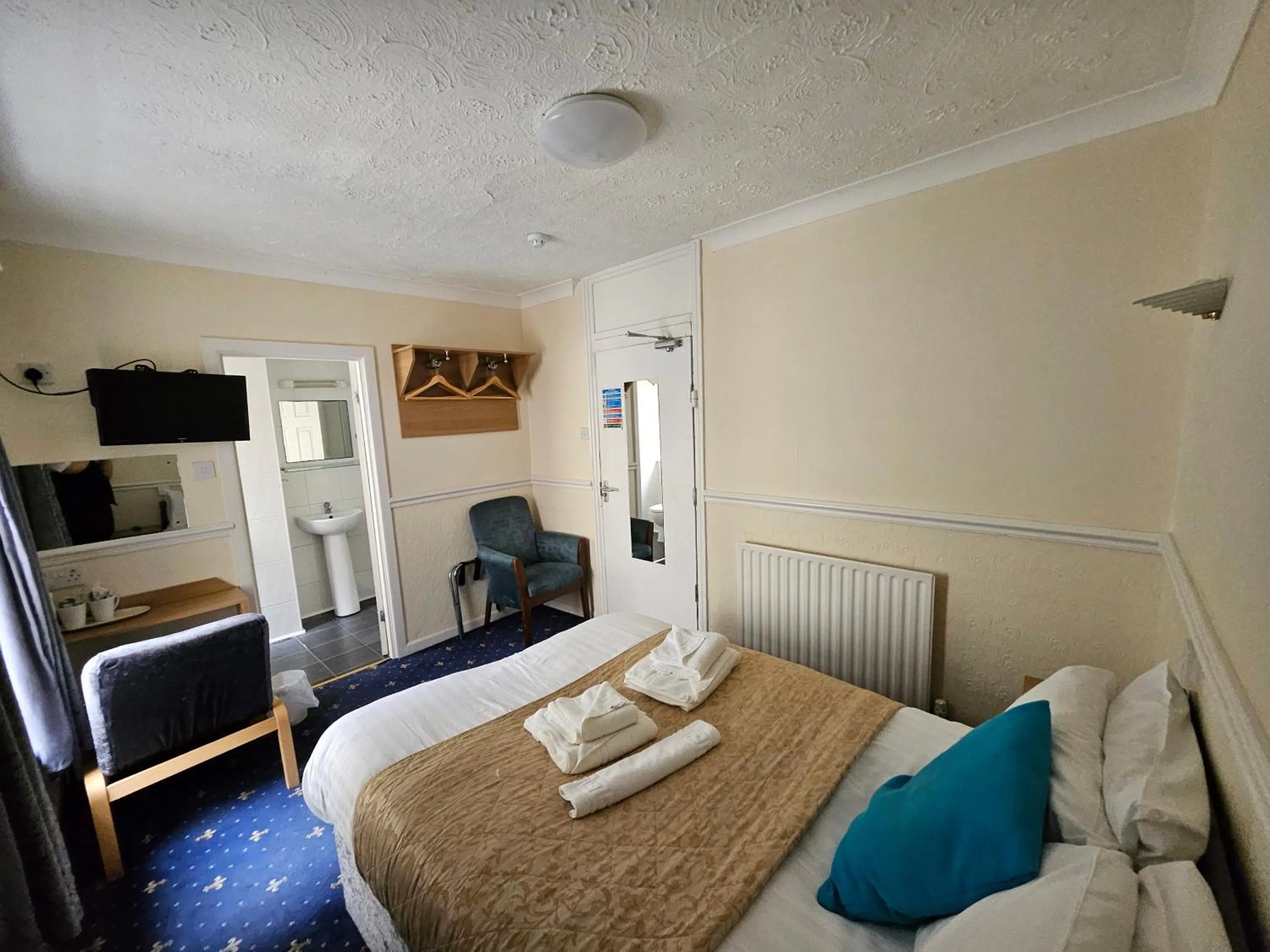 Bedroom, Bed in The President Hotel