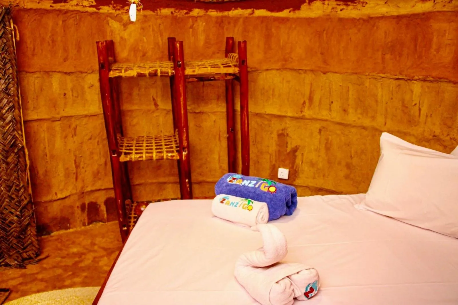 Photo of the whole room in Zanzigo