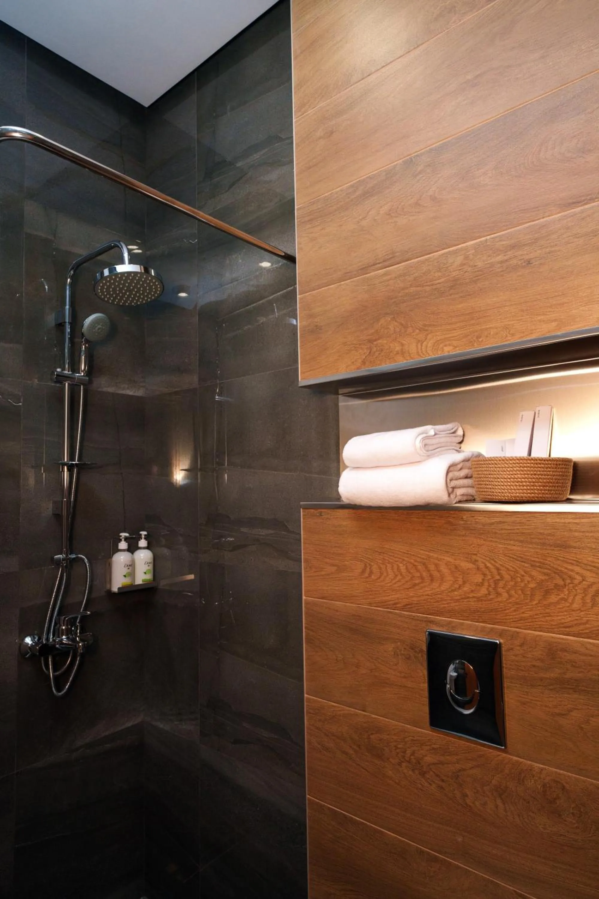 Shower in Revive Boutique Hotel