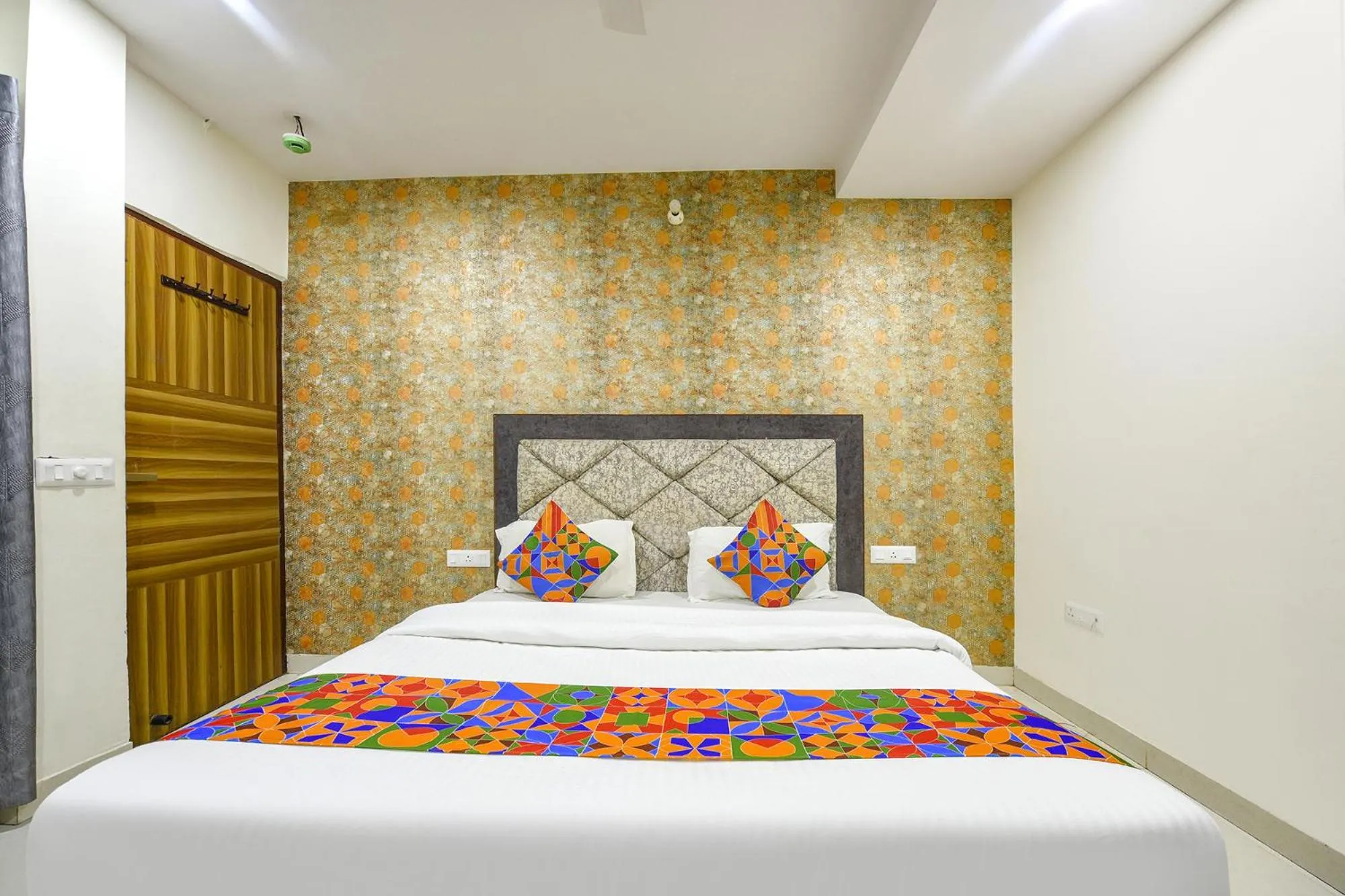 Bed in FabHotel Green Valley