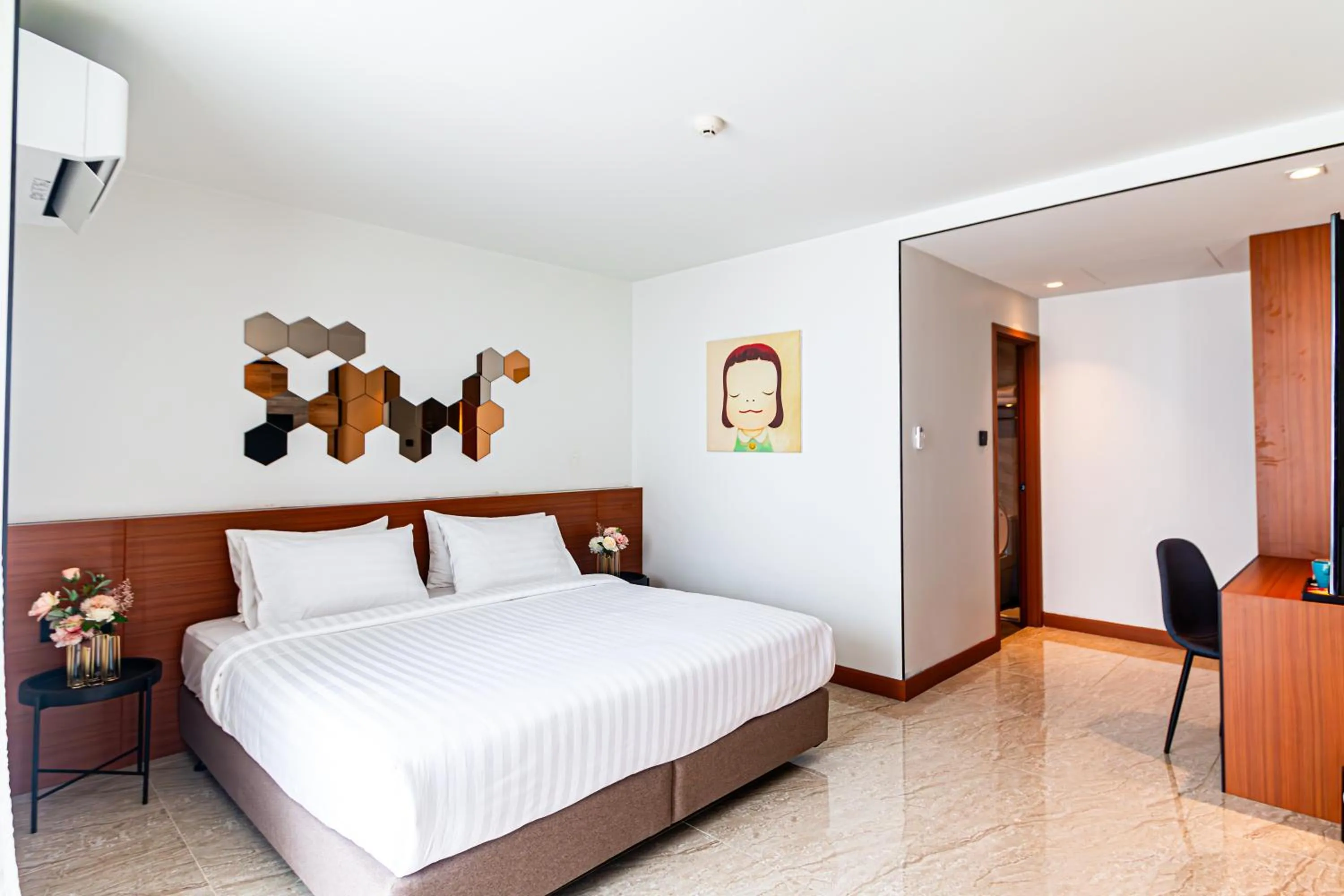 Bed in Frame Hotel Bangkok