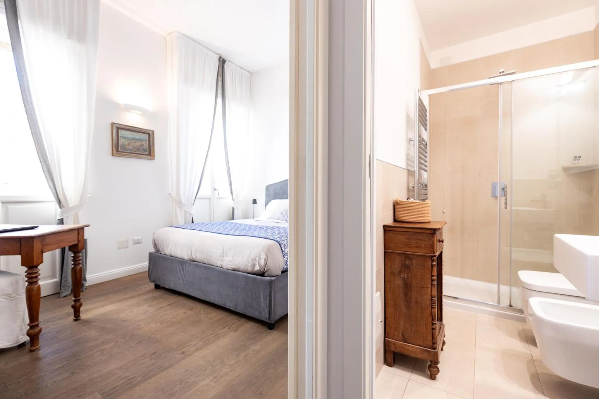 Photo of the whole room, Bed in Efamoresca