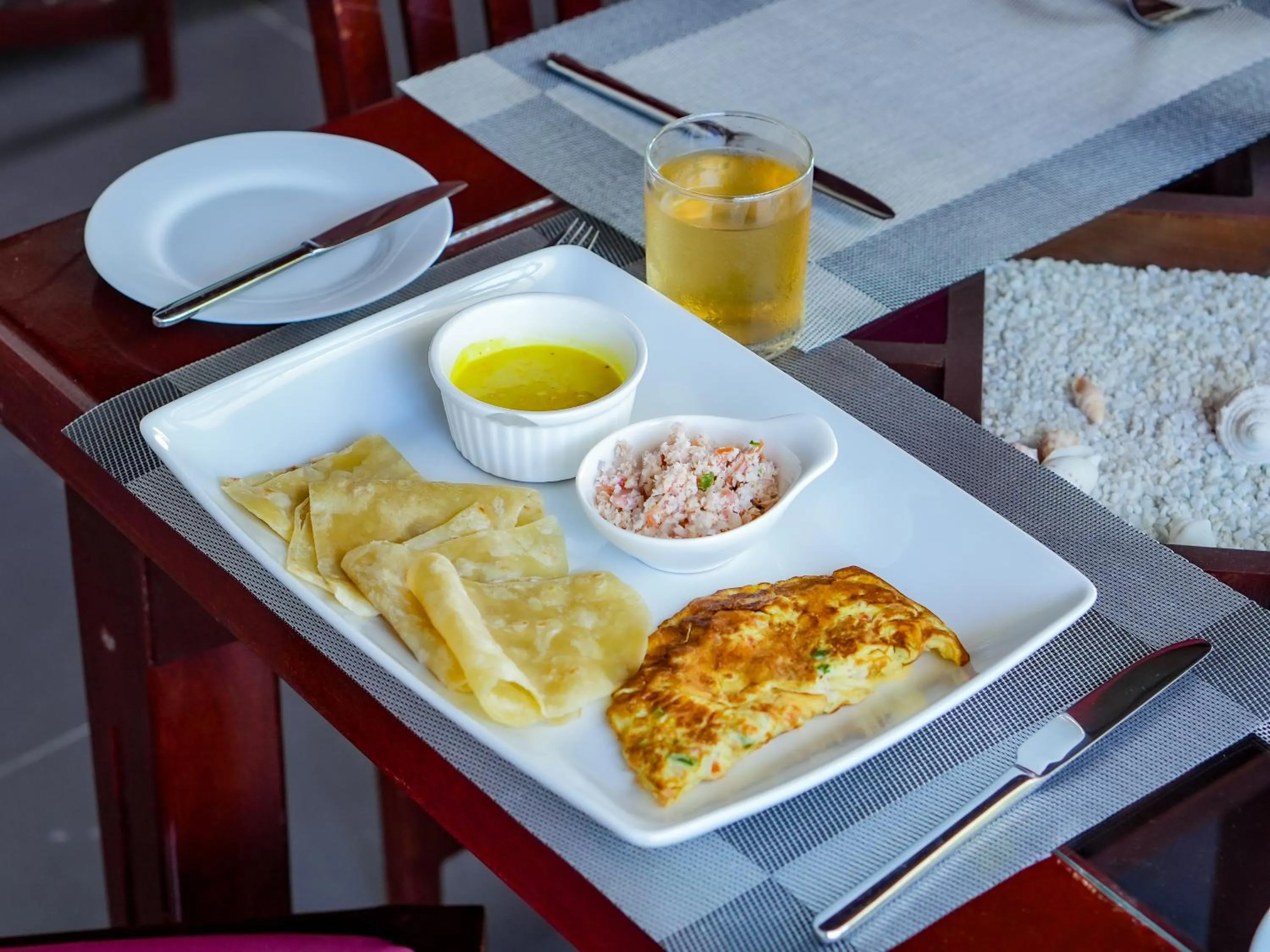 Breakfast in Silver Oasis Maldives