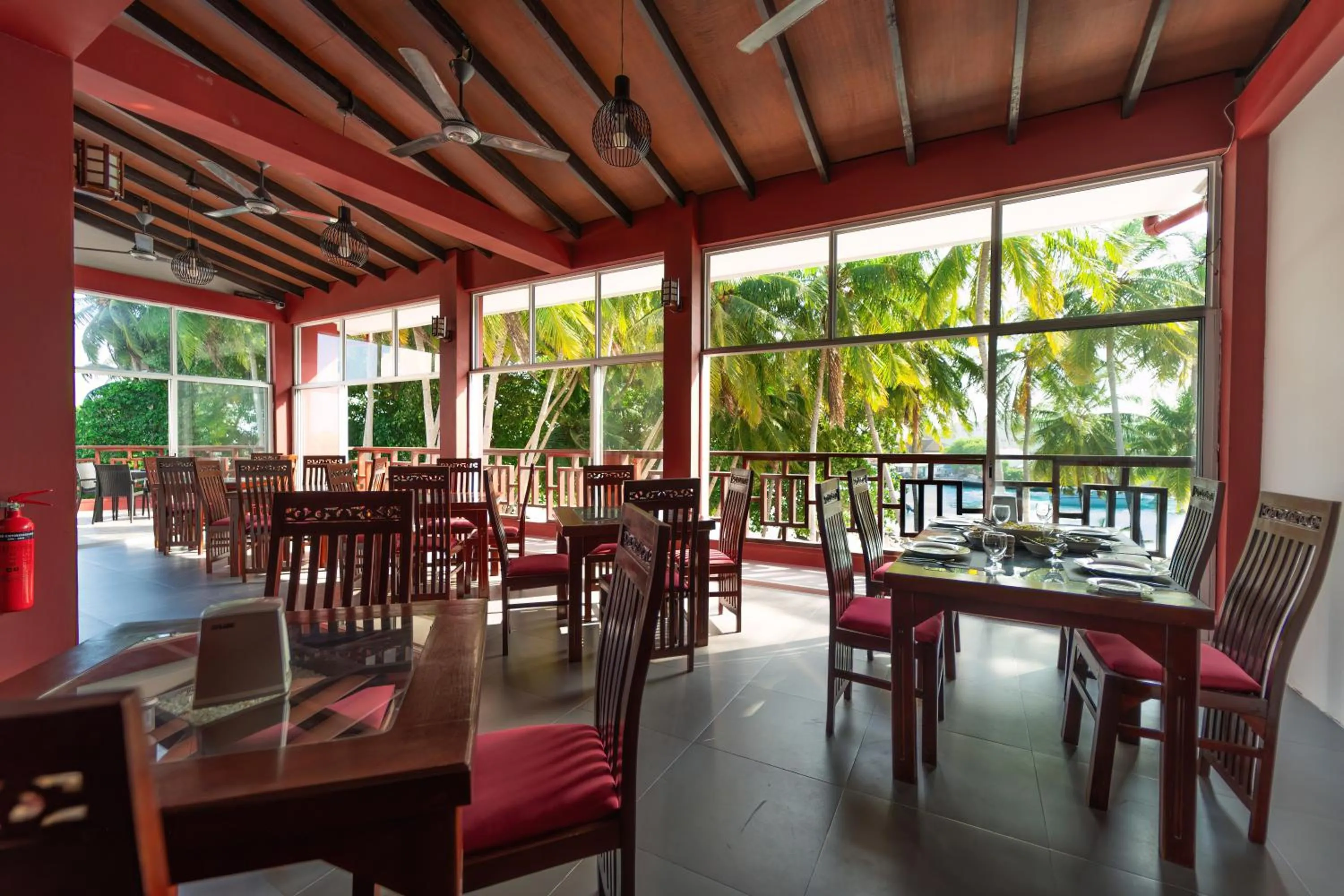 Restaurant/places to eat in Silver Oasis Maldives