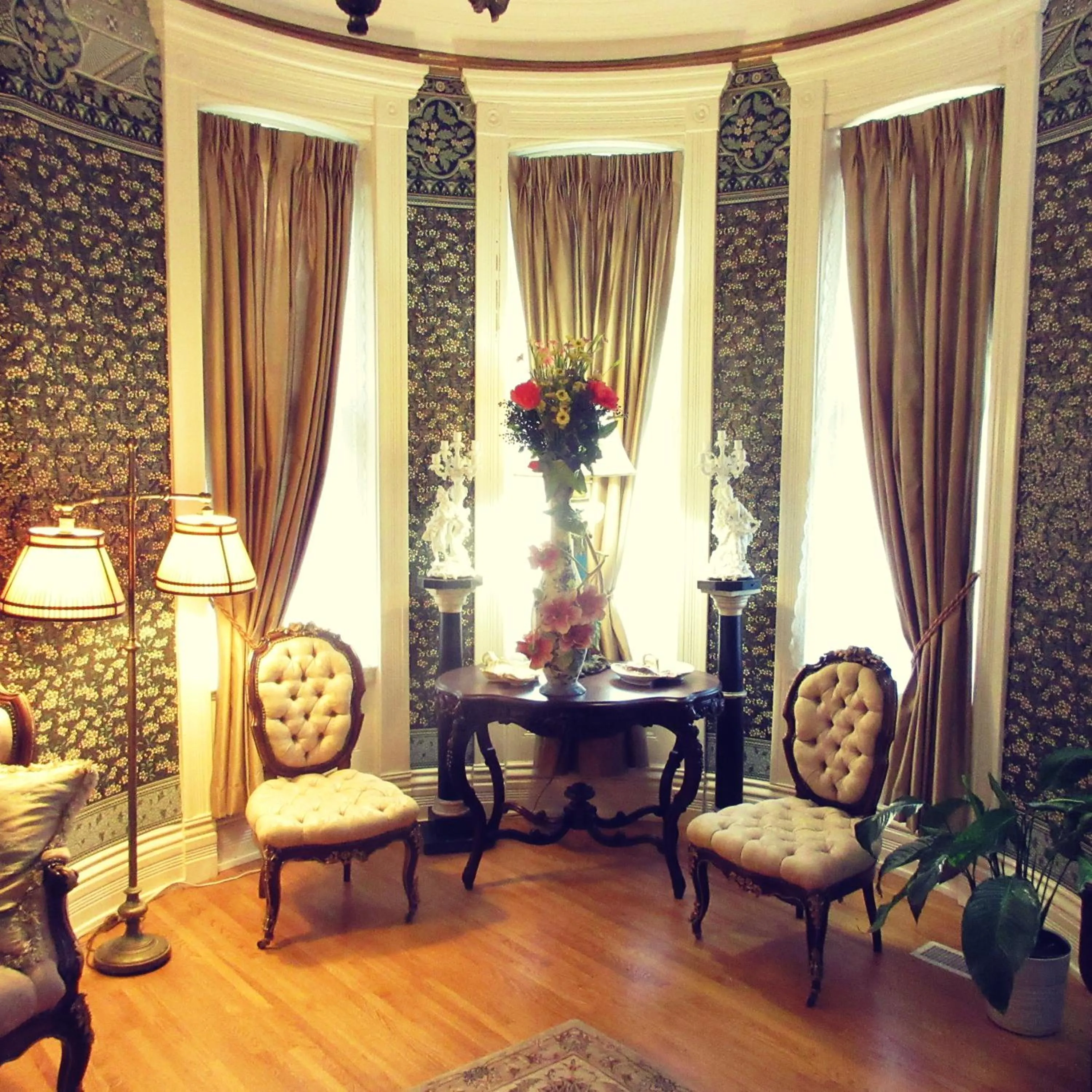 Living room in Johnstone Mansiion