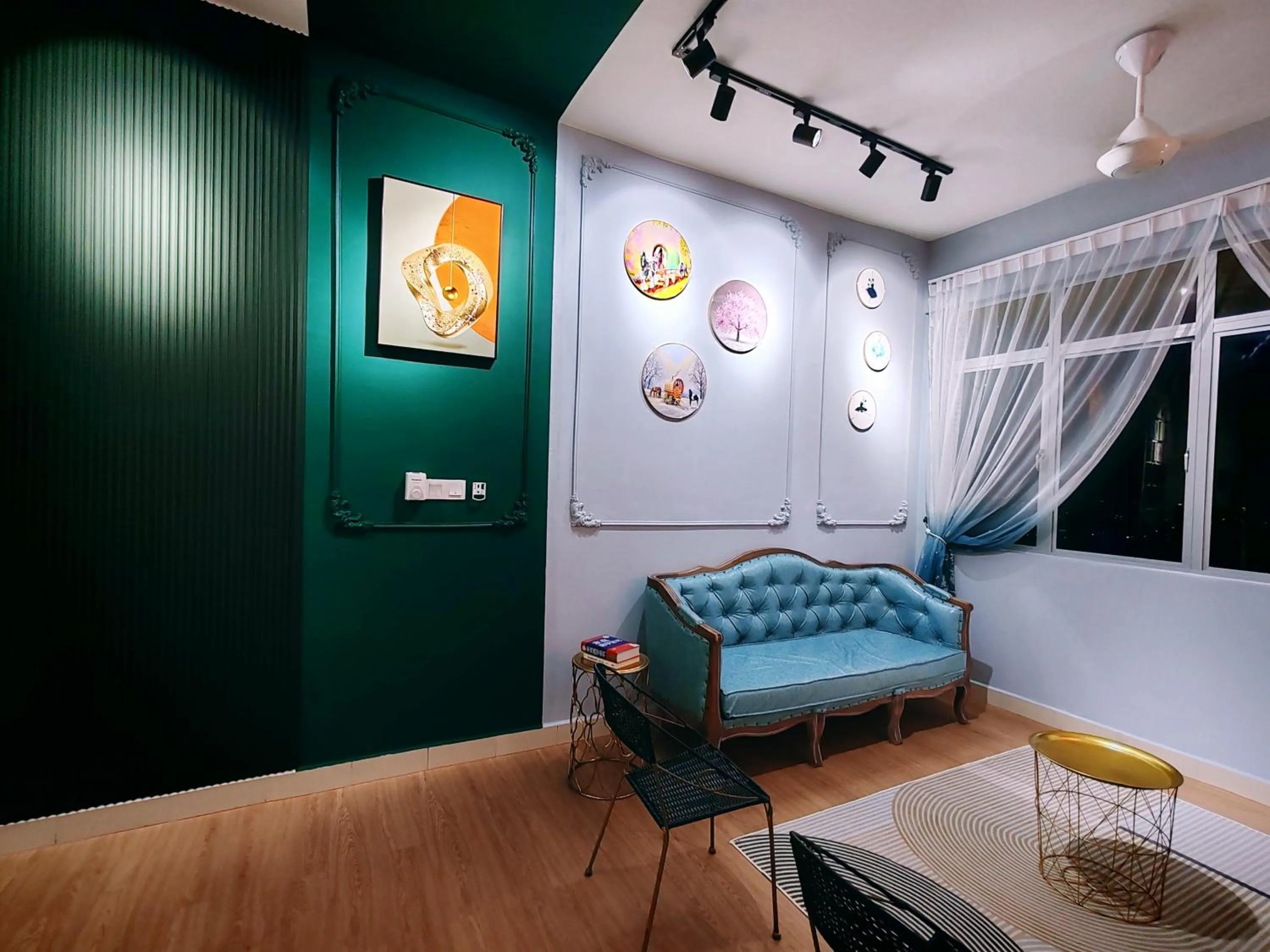 Moon Classic Falim by Irainbow