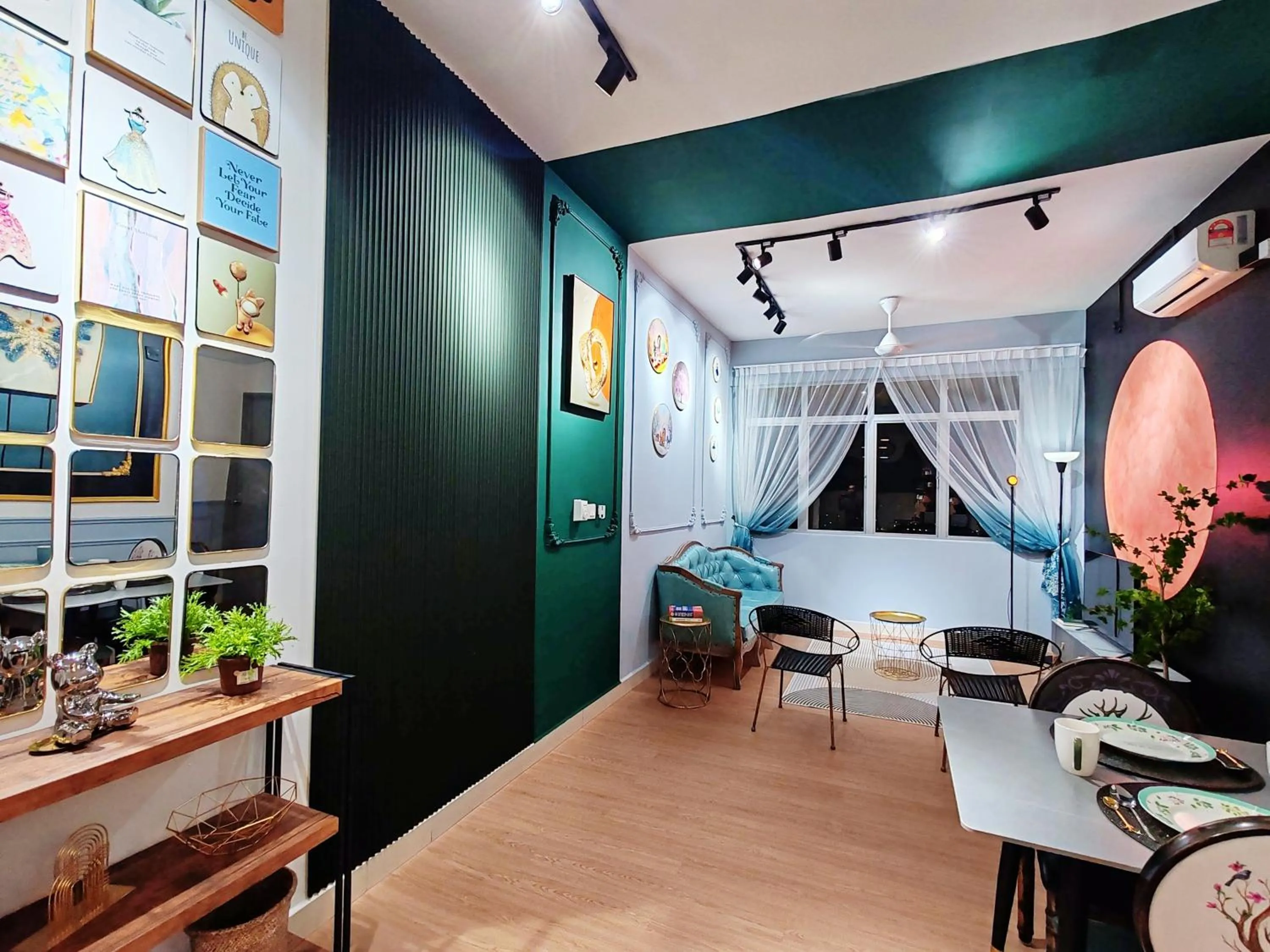 Moon Classic Falim by Irainbow