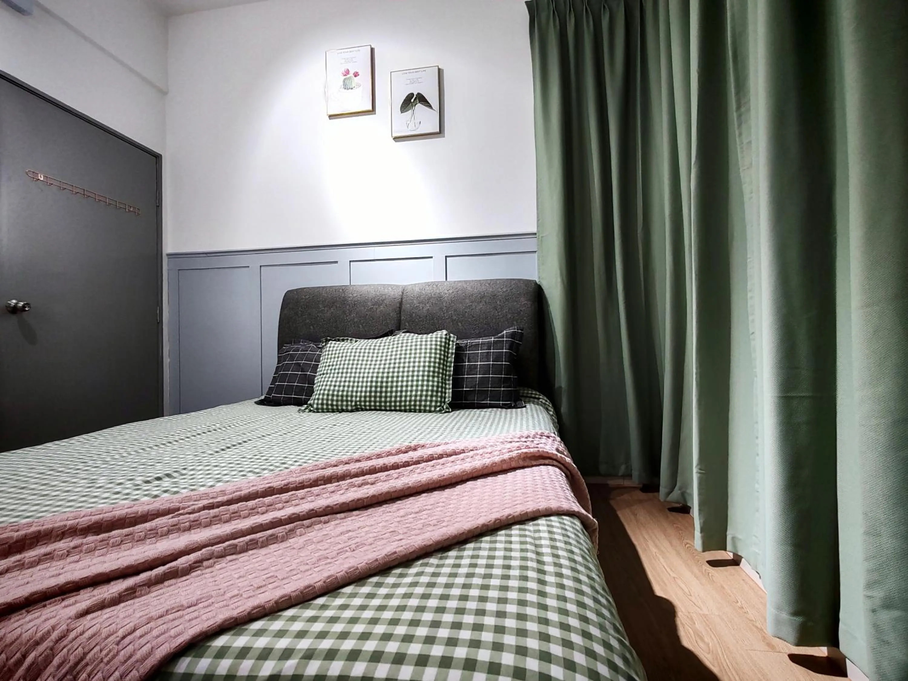 Bed in Moon Classic Falim by Irainbow