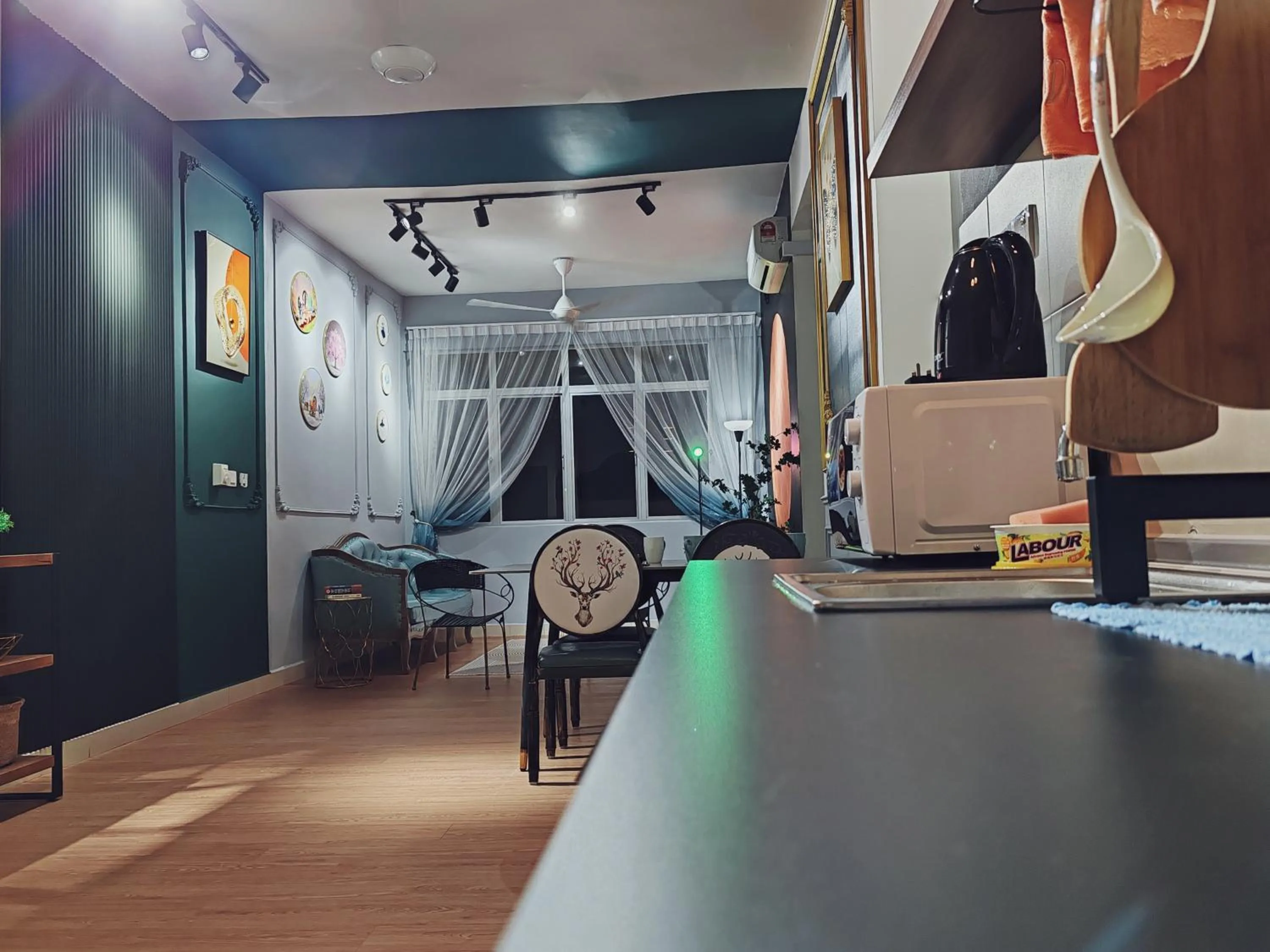 Moon Classic Falim by Irainbow