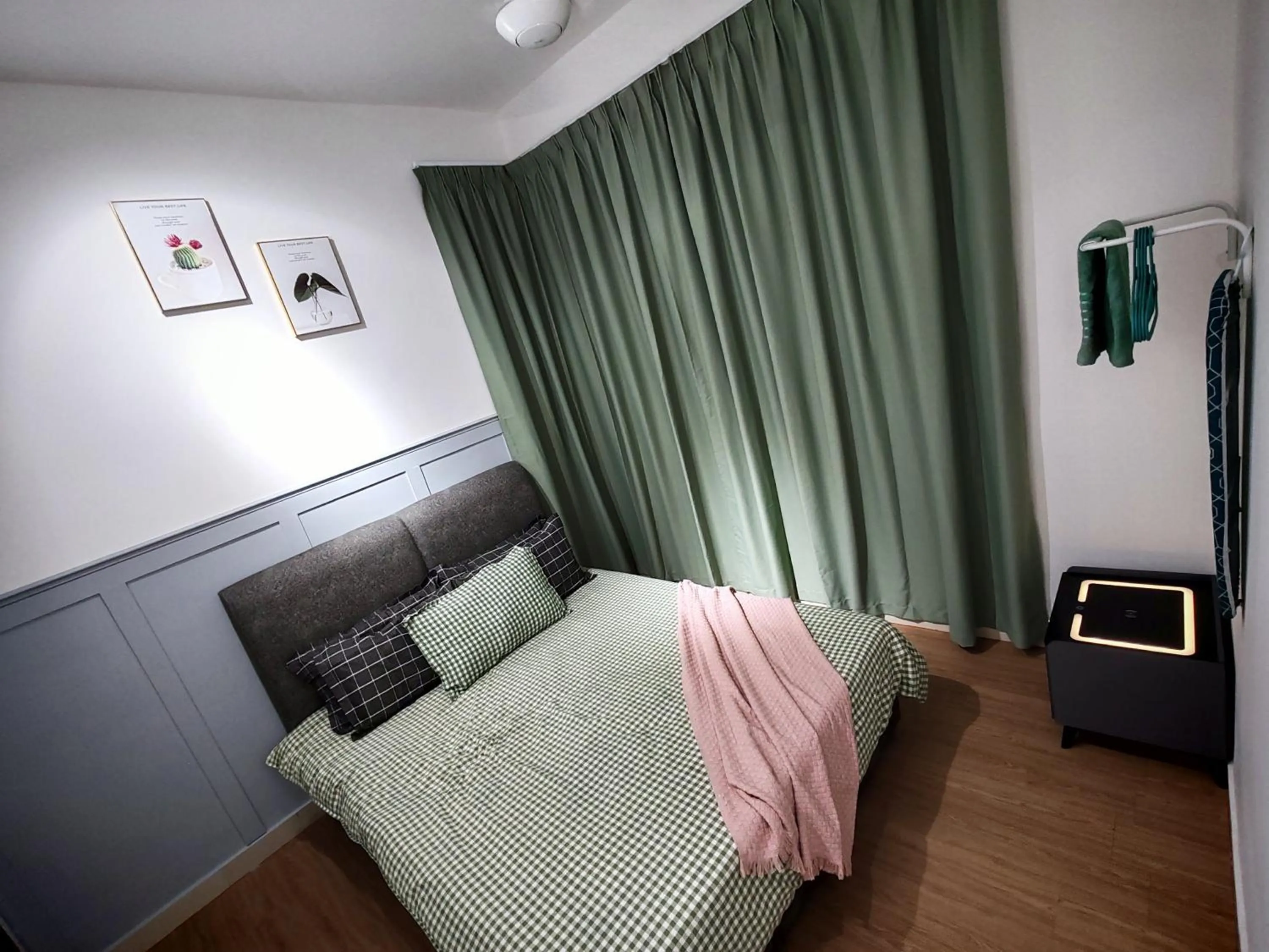 Bed in Moon Classic Falim by Irainbow