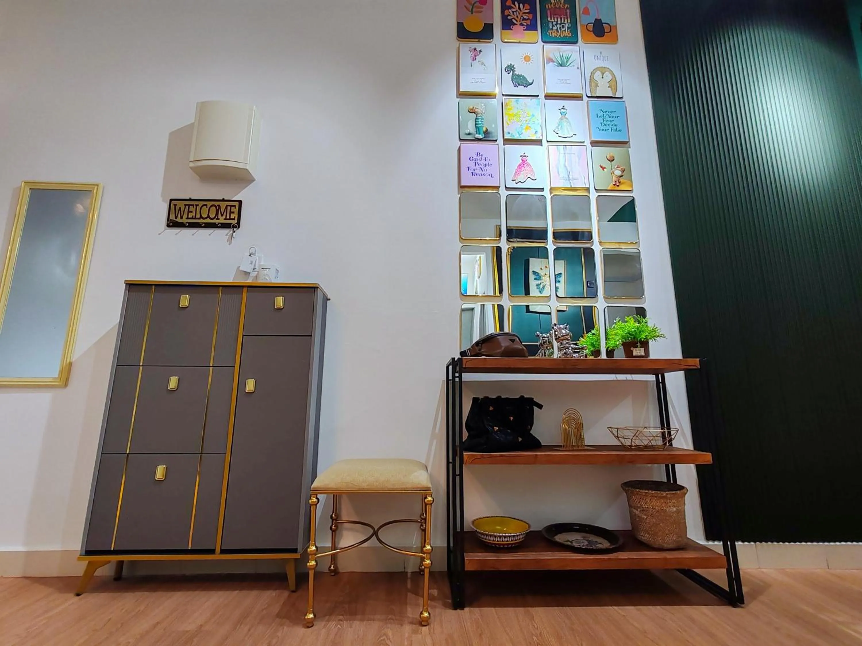 Moon Classic Falim by Irainbow