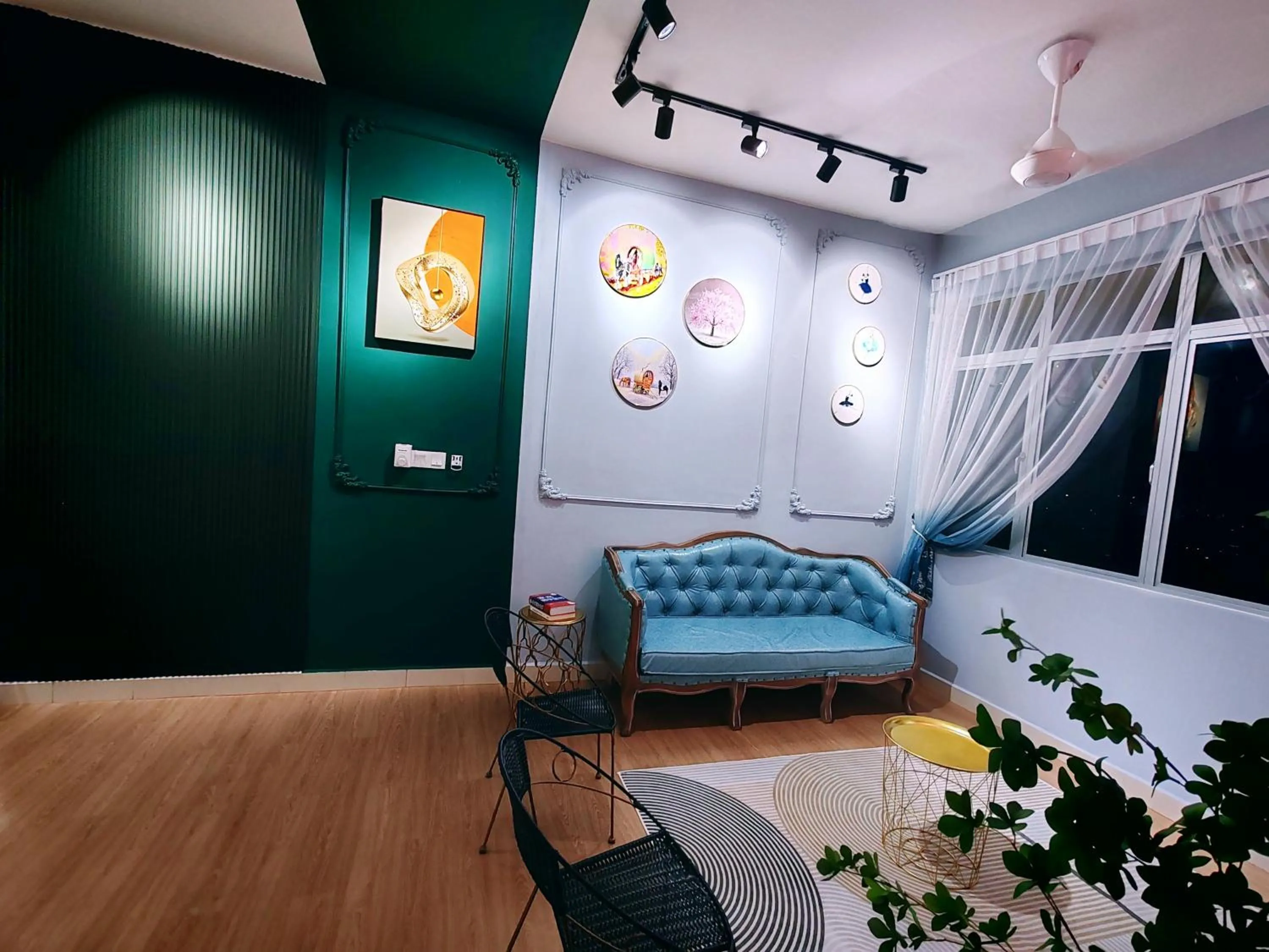 Moon Classic Falim by Irainbow