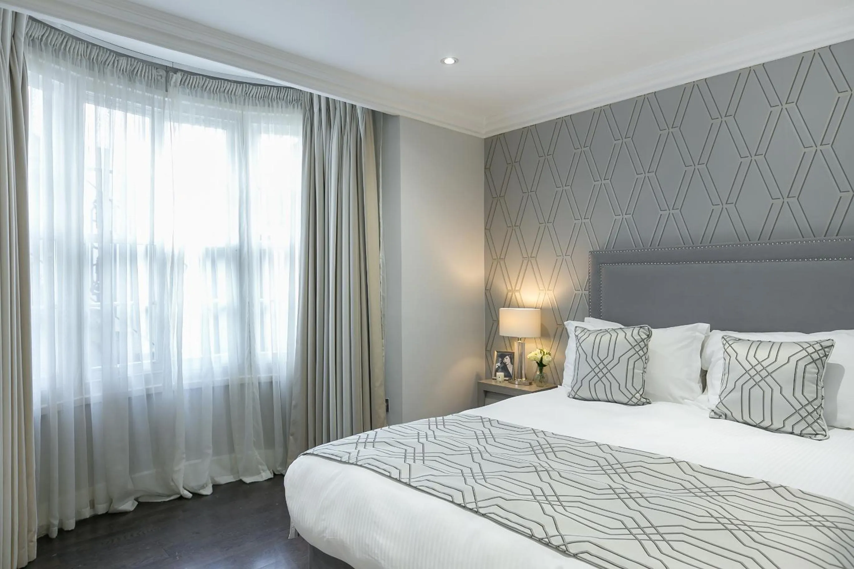 Bed in Chilworth Court