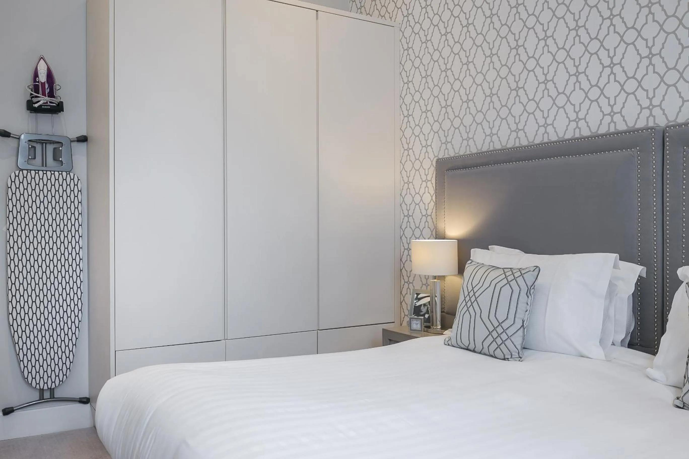 Bed in Chilworth Court