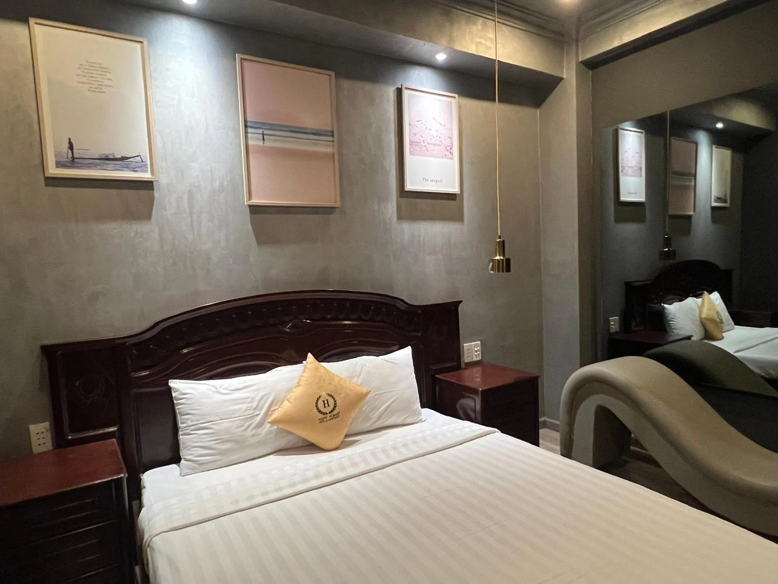 Bed in Happy Homes Ben Thanh Central