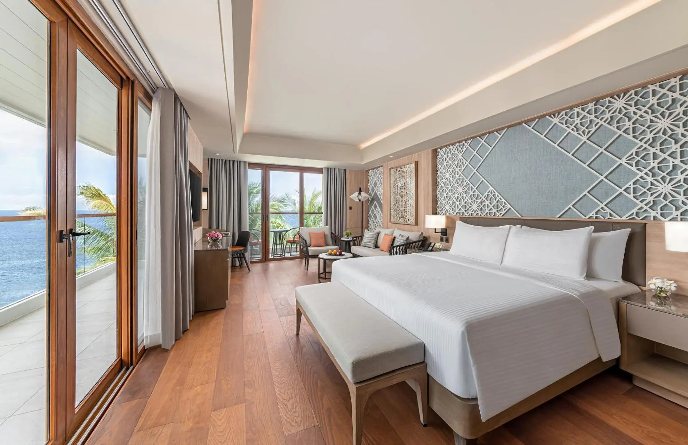 Junior Suite with beach view in Henann Premier Coast Resort Junior Suite with beach view in Henann Premier Coast Resort