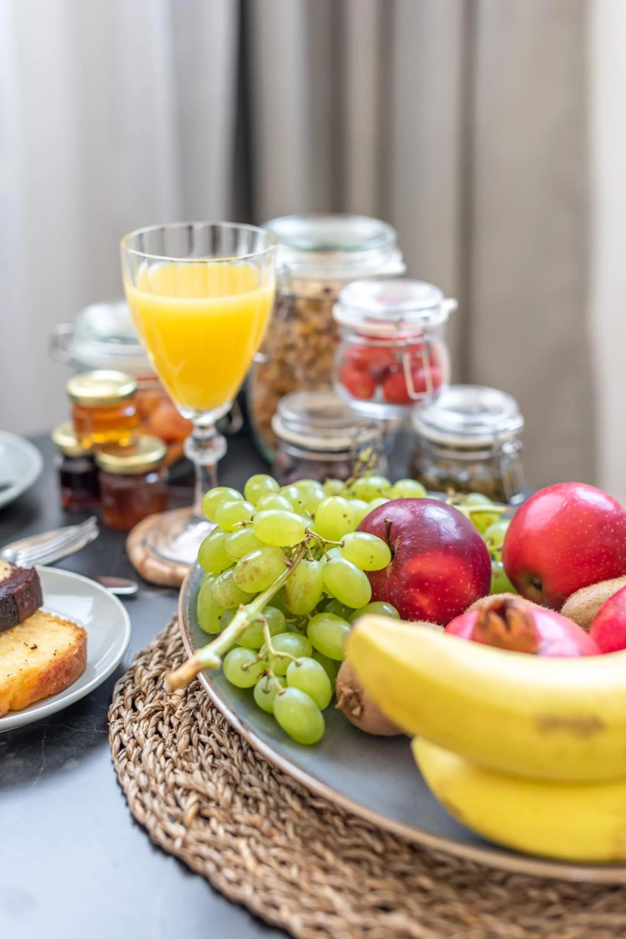 Breakfast in Acropolis Divine Apartments