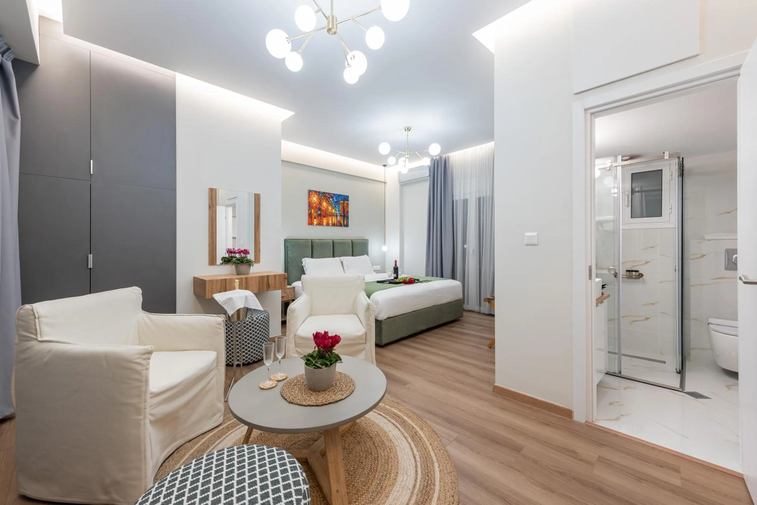 Bedroom, Bed in Acropolis Divine Apartments