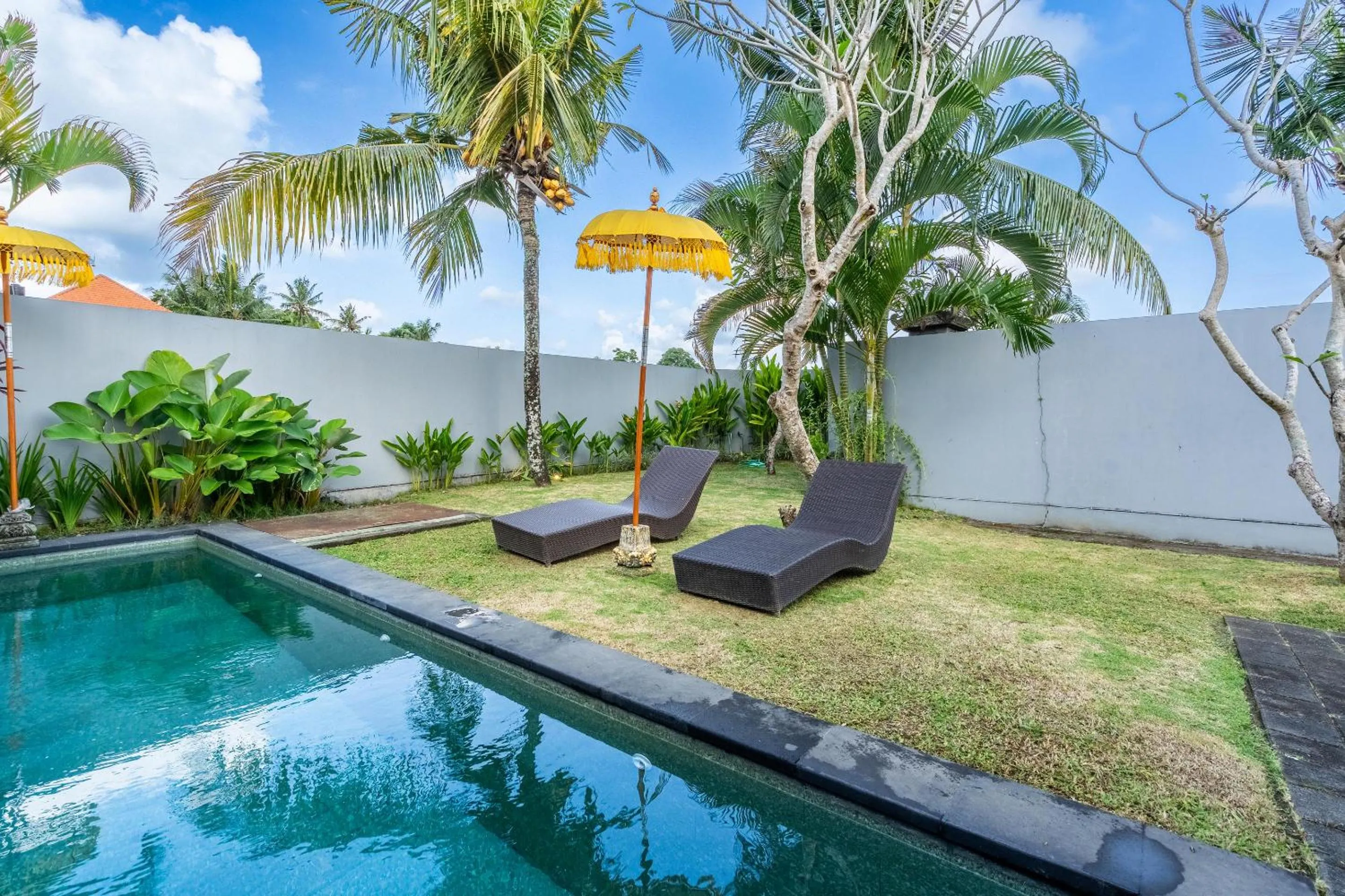 Garden in Ubud Residences 888 - Complex Private Villas with pools