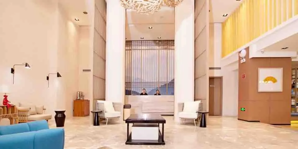 Atour Hotel Qinhuangdao Railway Station Yingbin Road