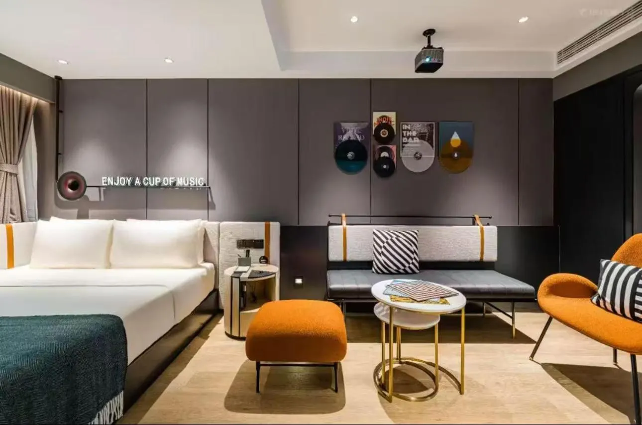 Bed in Atour Music Hotel Hangzhou West Lake