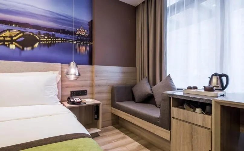 Bed in Atour Music Hotel Hangzhou West Lake