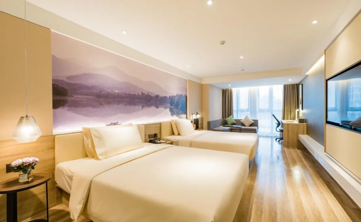 Seating area, Bed in Atour Hotel Hangzhou West Lake Cultural Plaza Shangtang Road