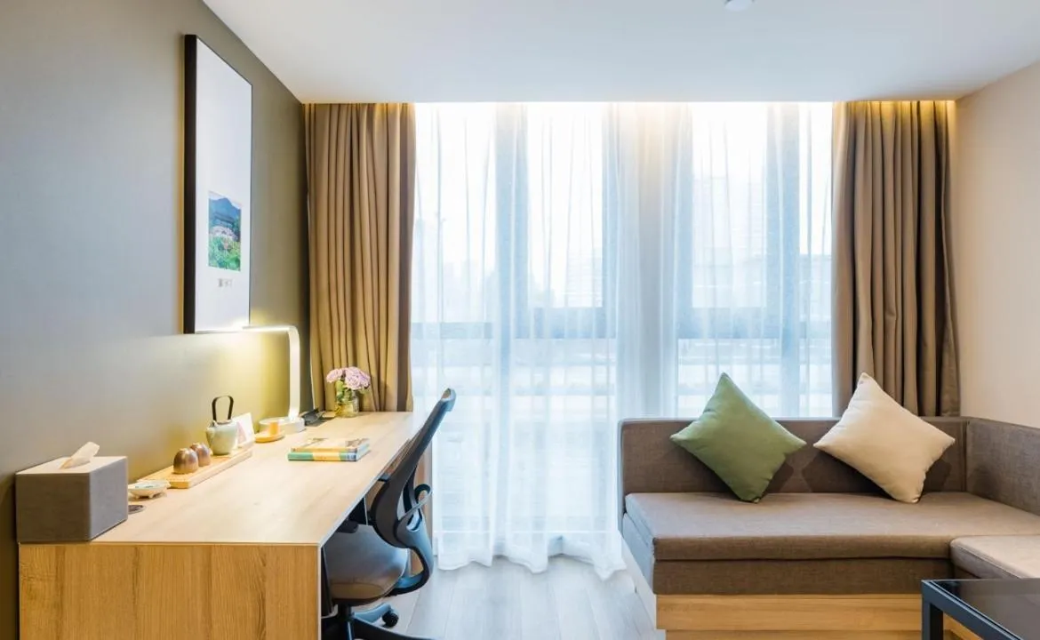 Seating area in Atour Hotel Hangzhou West Lake Cultural Plaza Shangtang Road