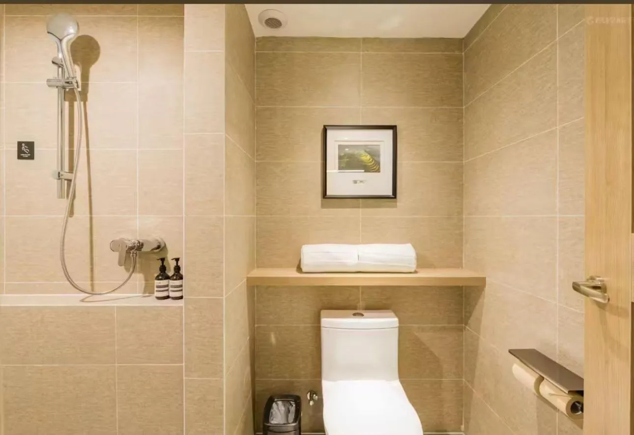 Property building in Atour Hotel Hangzhou West Lake Cultural Plaza Shangtang Road