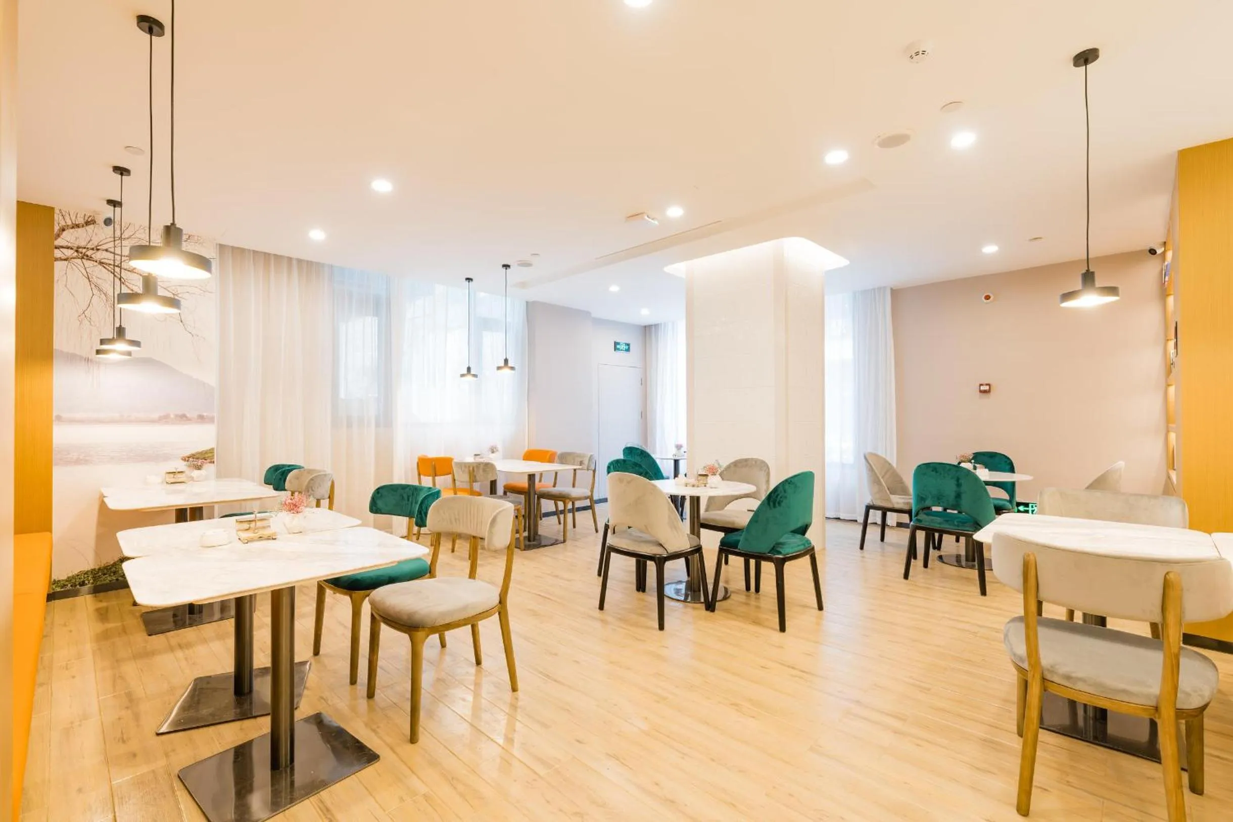 Dining area in Atour Hotel Hangzhou West Lake Cultural Plaza Shangtang Road