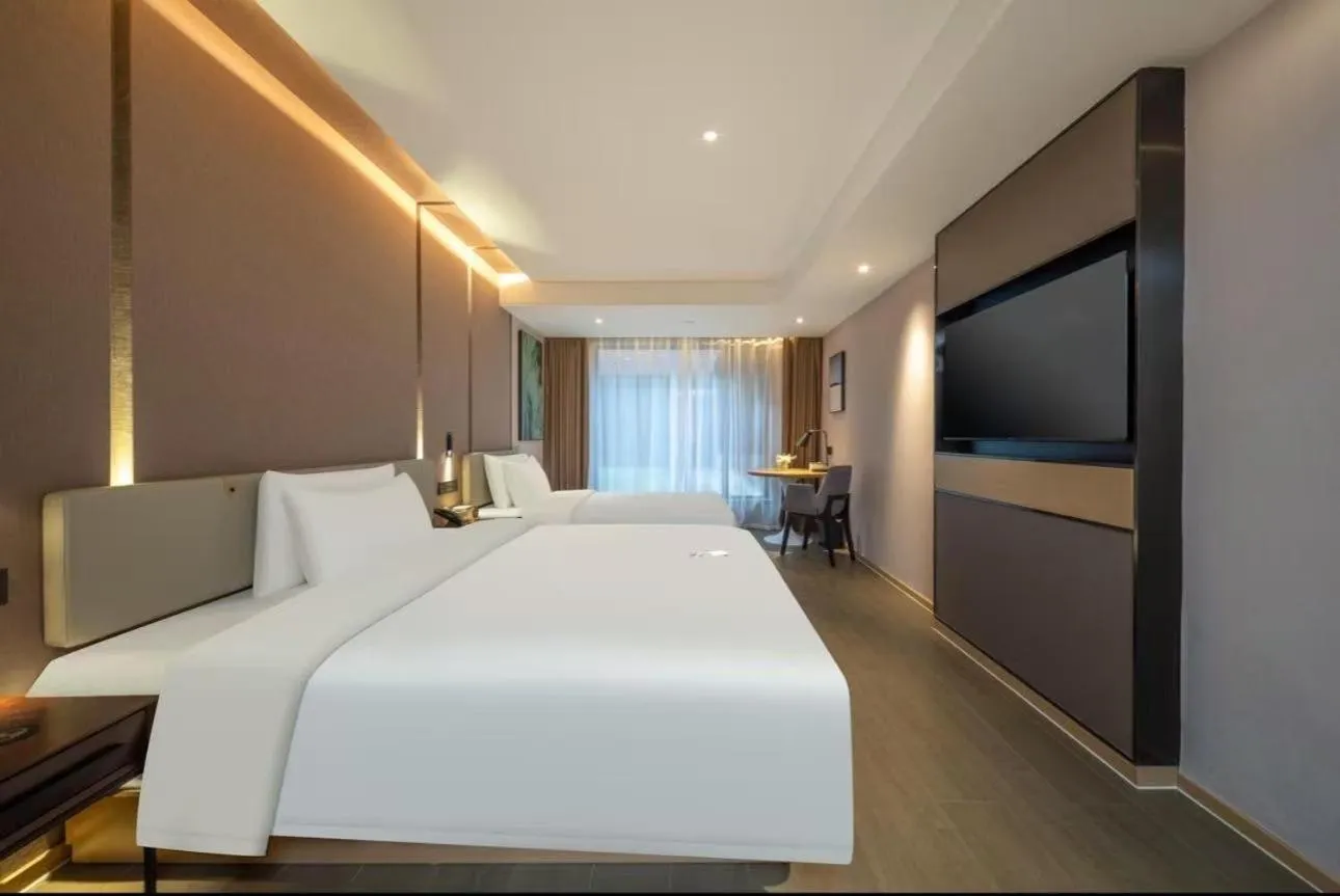 Bed in Atour Hotel Hangzhou Wulin Plaza Baochu Road