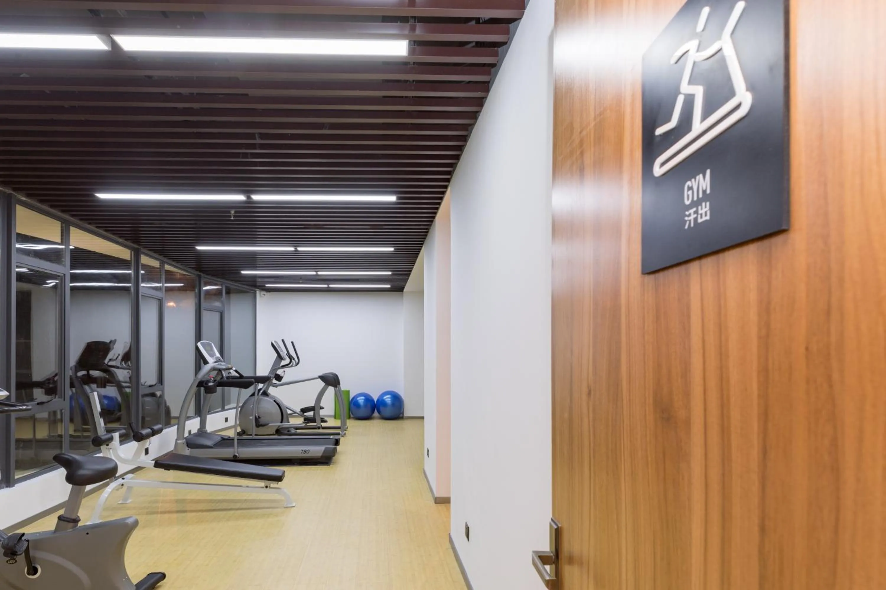 Fitness centre/facilities in Atour Hotel Xiamen Jimei University