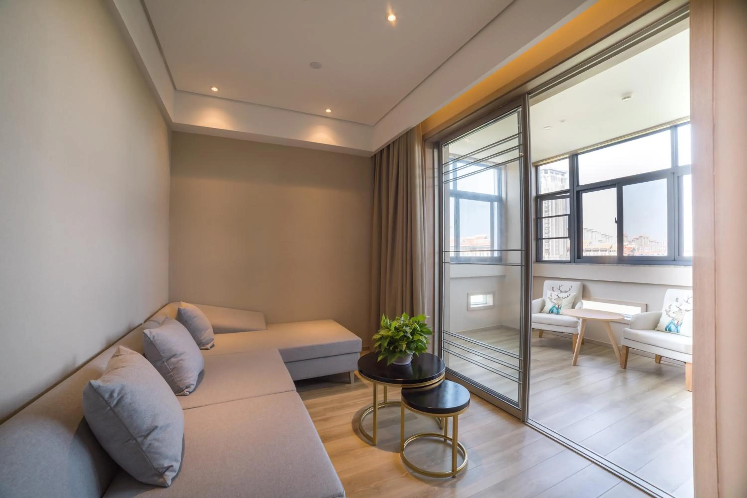 Atour Hotel Xiamen Jimei University