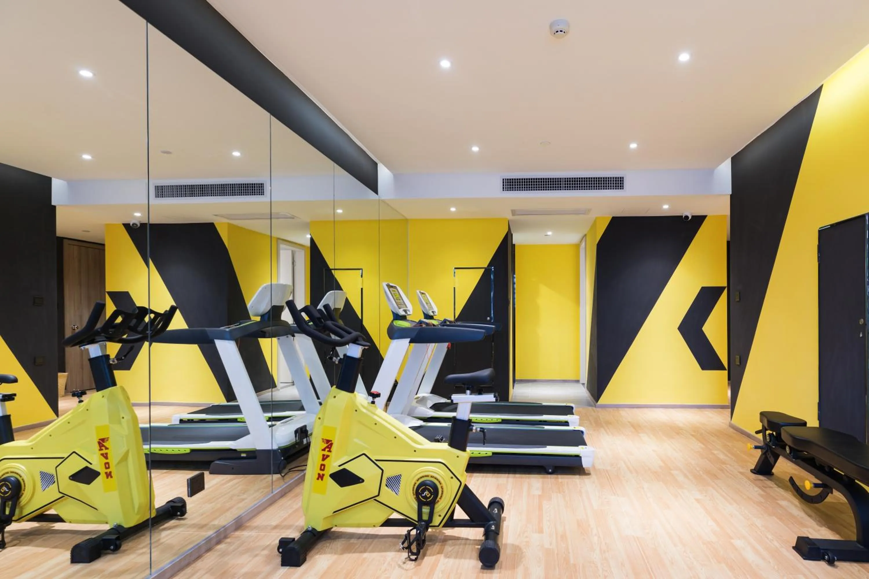 Fitness centre/facilities in Atour Hotel Guangzhou Huadu Square