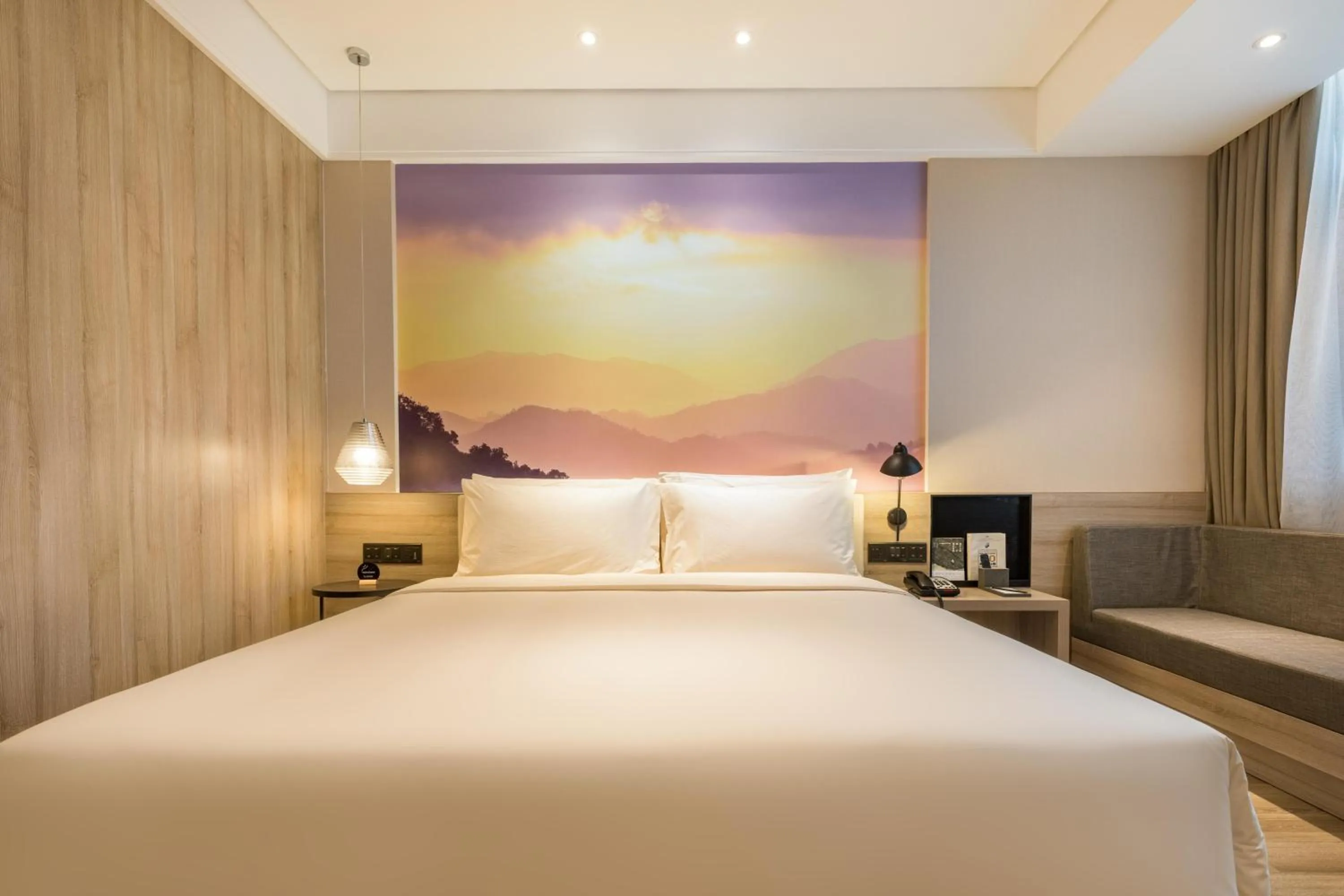 Bed in Atour Hotel Guangzhou Huadu Square