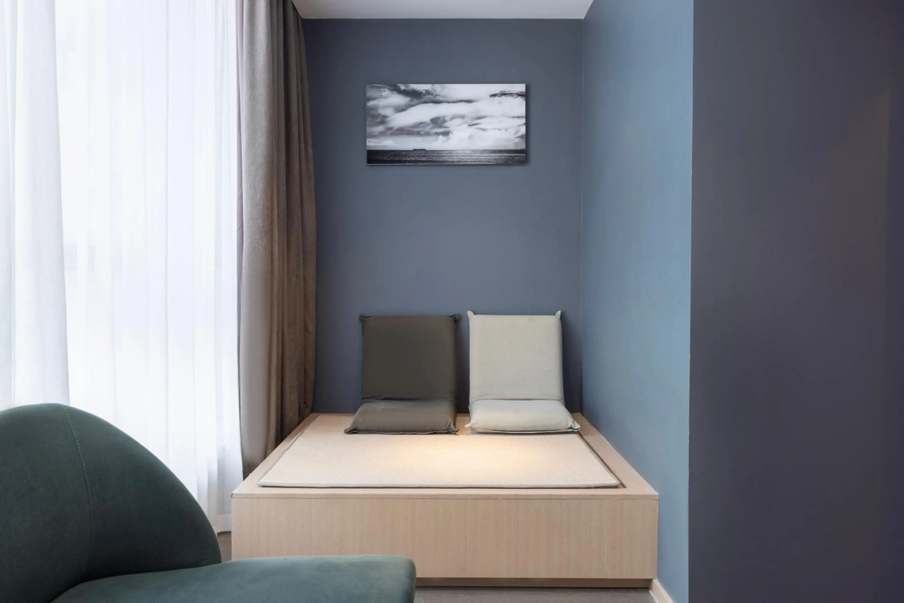 Bedroom, Bed in Atour Hotel Gangding Metro Station Taikoo Hui Tianhe Guangzhou