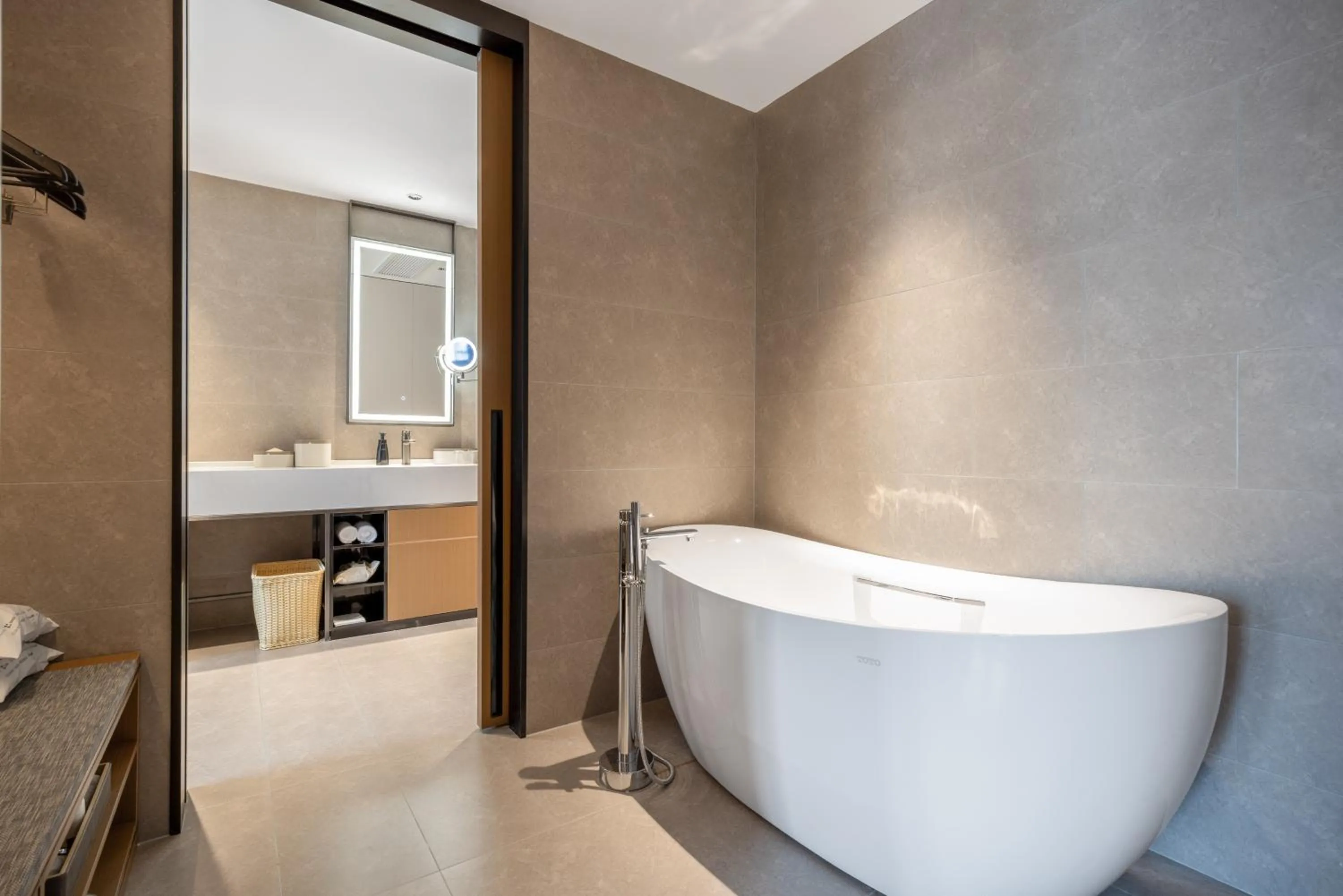 Atour Hotel Shenzhen Nanshan Coast City