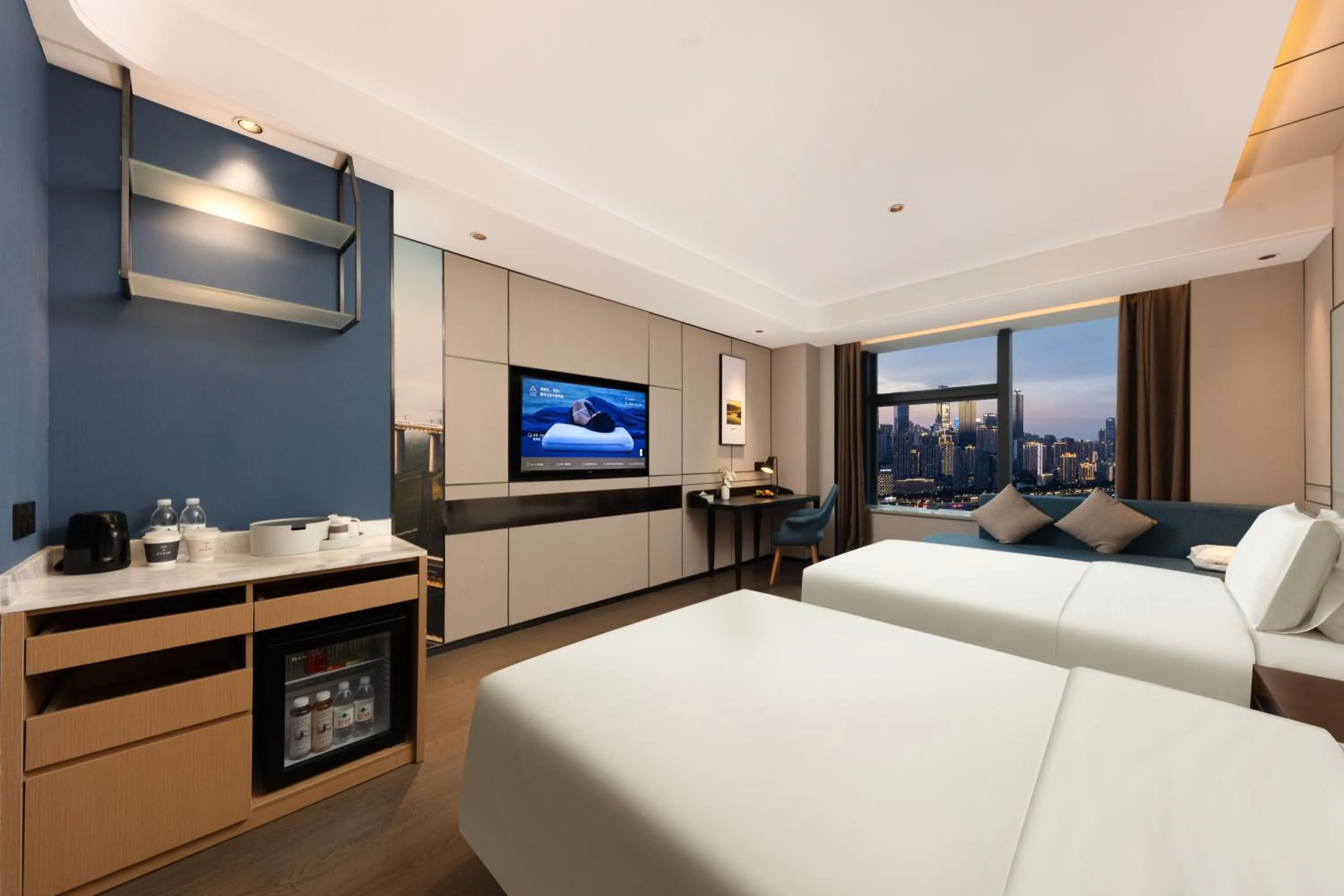 Atour S Hotel Chongqing Crown International